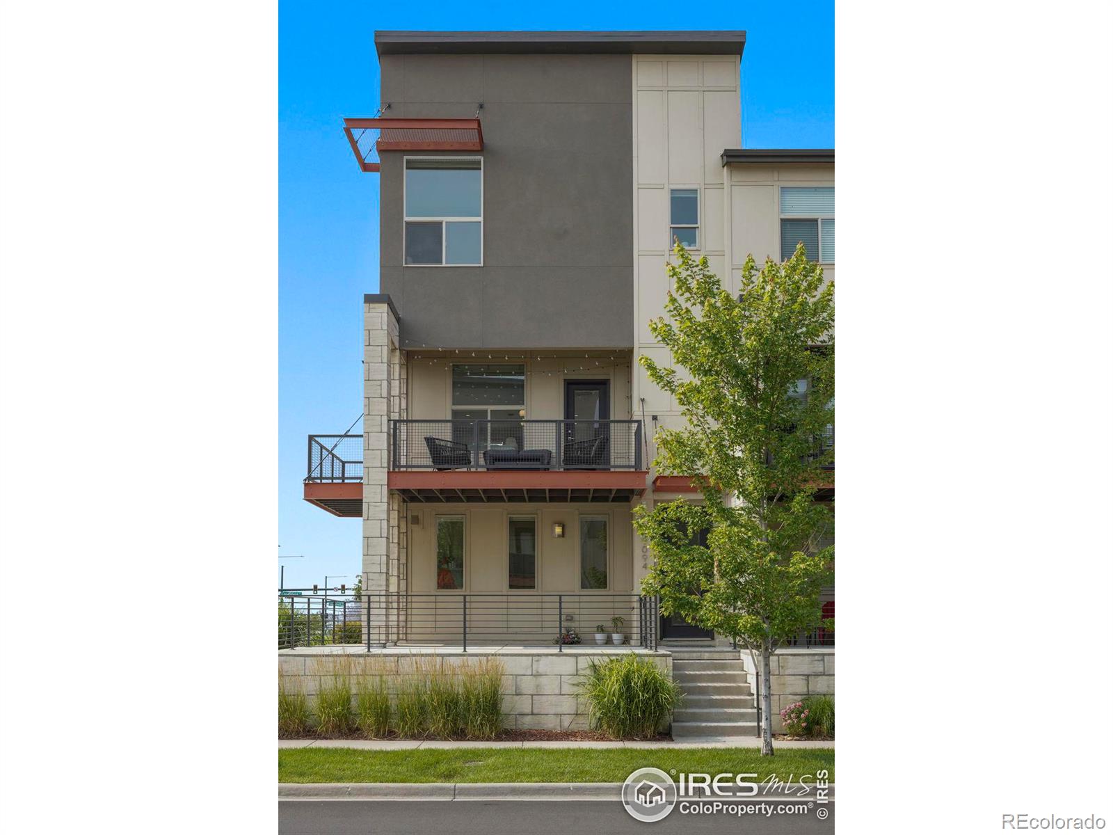 MLS Image #25 for 9094 e 49th place,denver, Colorado