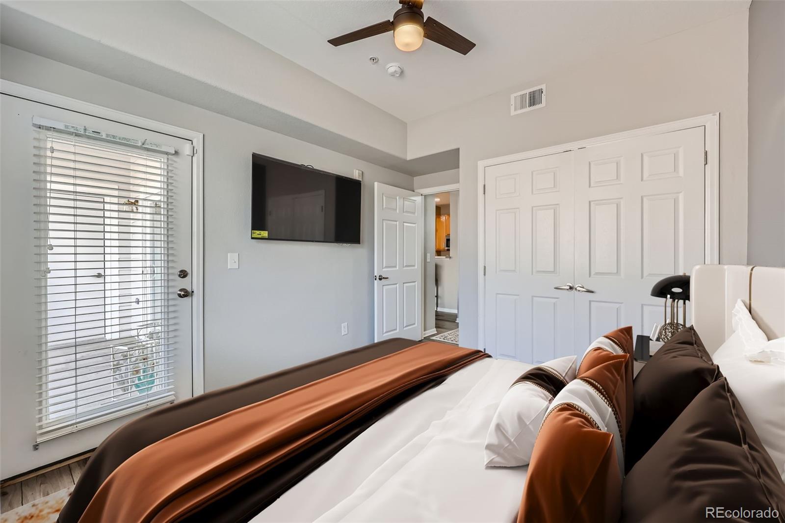 MLS Image #10 for 15700 e jamison drive,englewood, Colorado