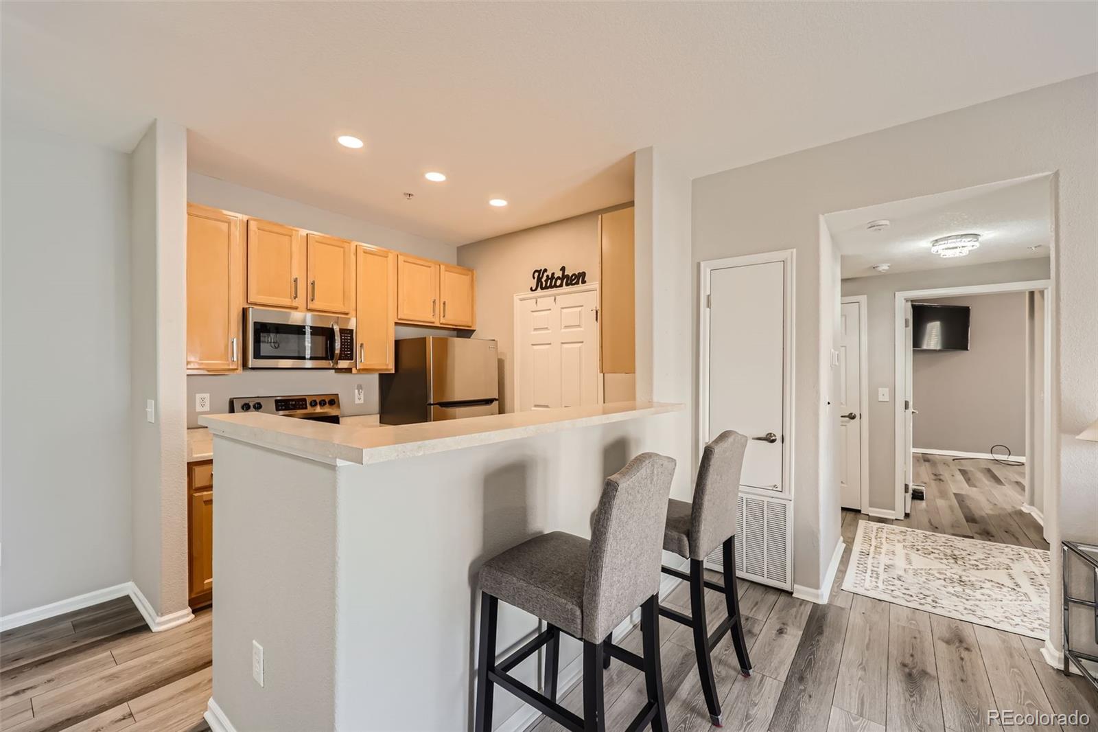 MLS Image #5 for 15700 e jamison drive,englewood, Colorado