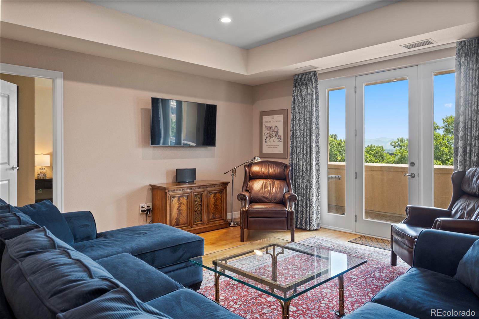 MLS Image #19 for 2200 s university boulevard,denver, Colorado