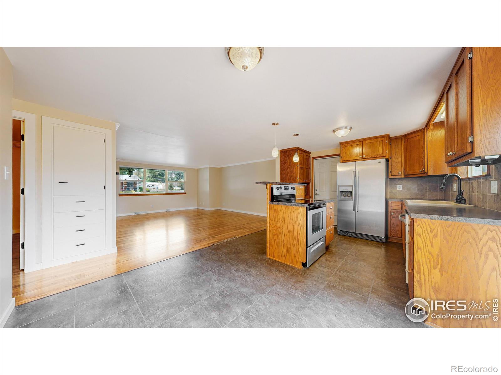 MLS Image #10 for 1014  hahn court,loveland, Colorado