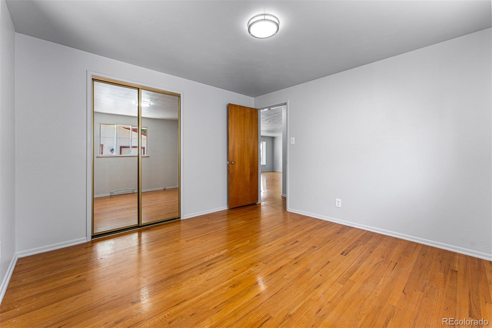 MLS Image #17 for 7814  wyandot street,denver, Colorado