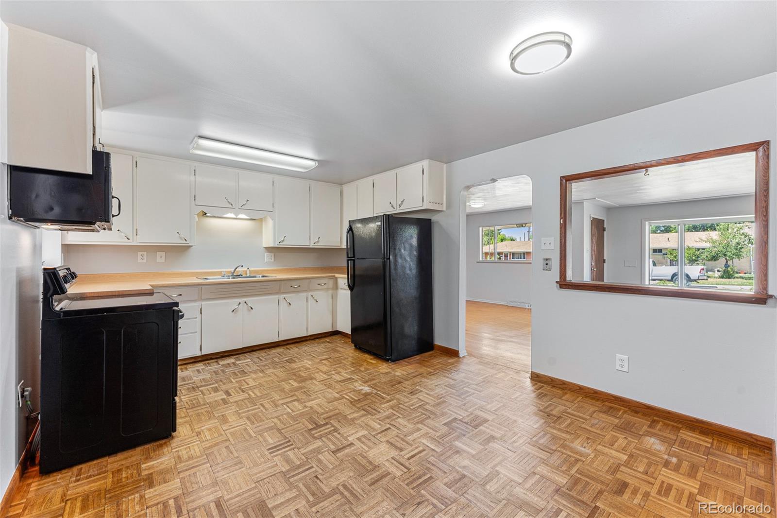 MLS Image #8 for 7814  wyandot street,denver, Colorado