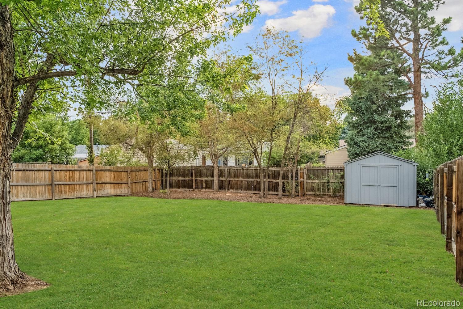 MLS Image #31 for 1663 s elm street,denver, Colorado