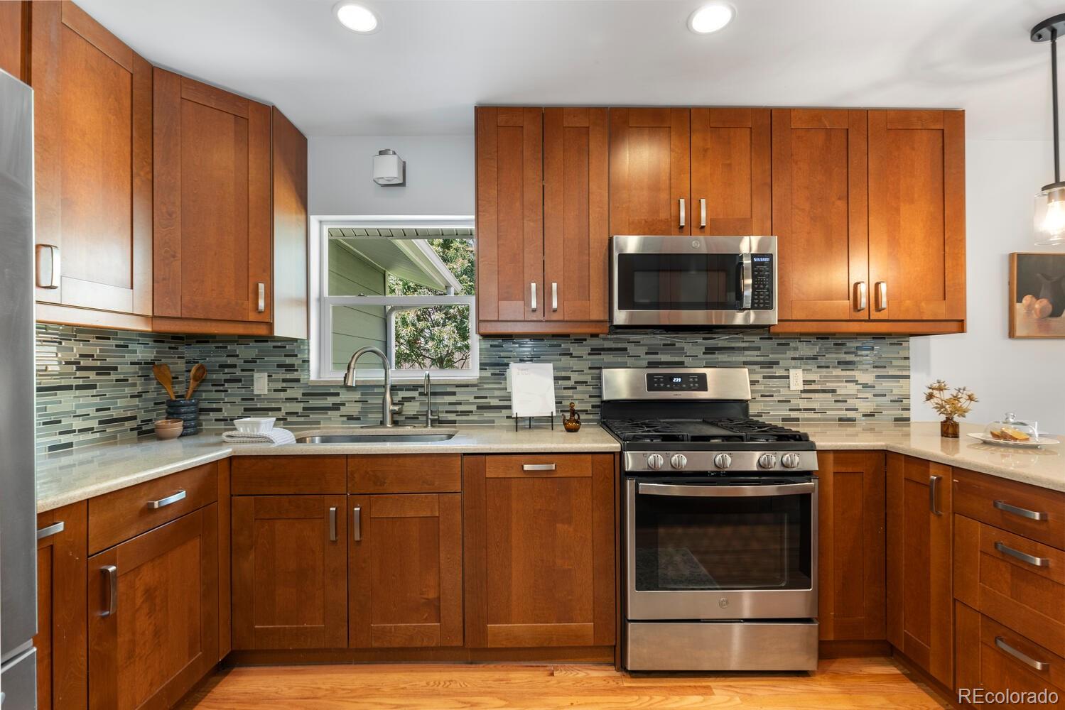 MLS Image #11 for 7865 e jefferson place,denver, Colorado