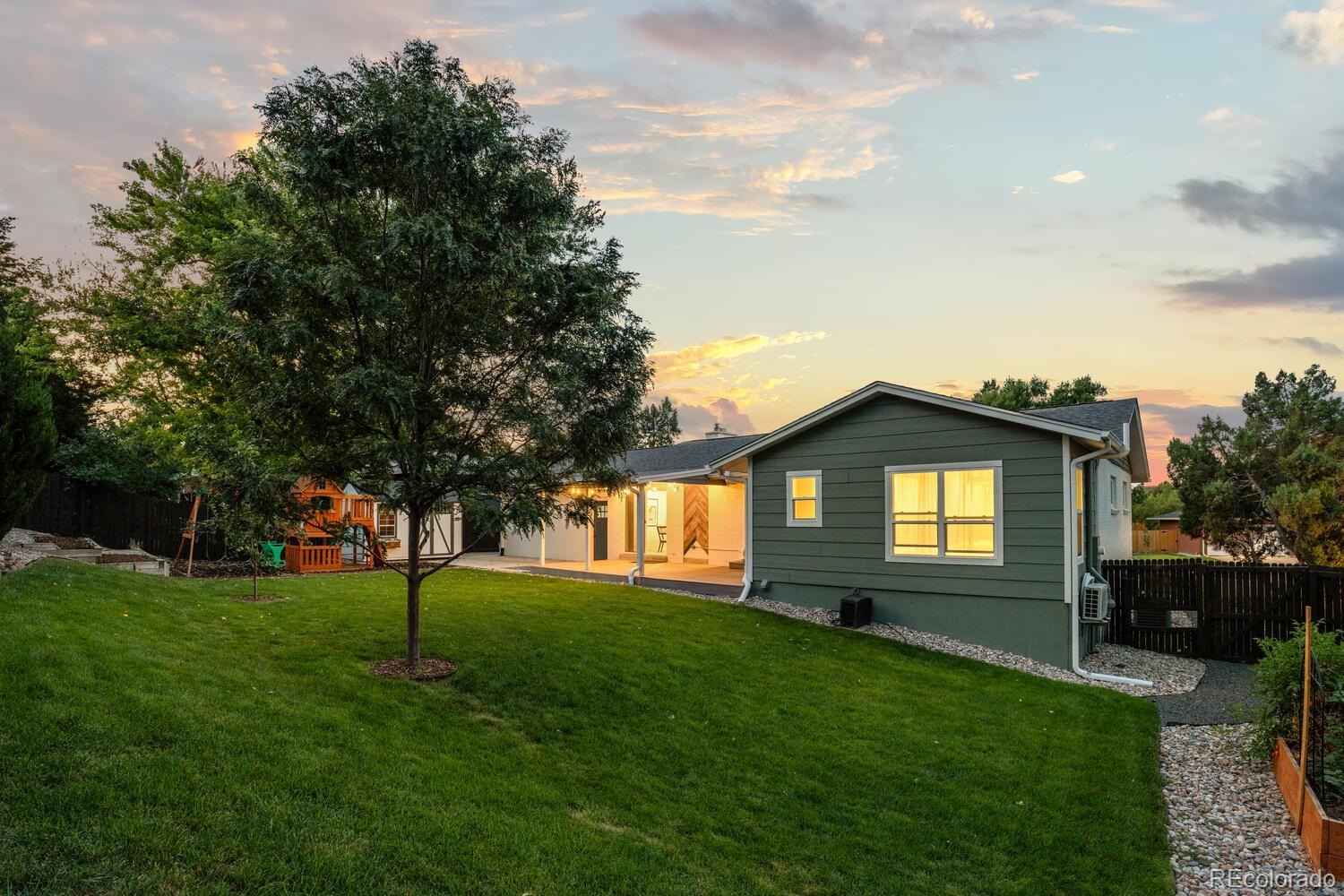 MLS Image #32 for 7865 e jefferson place,denver, Colorado