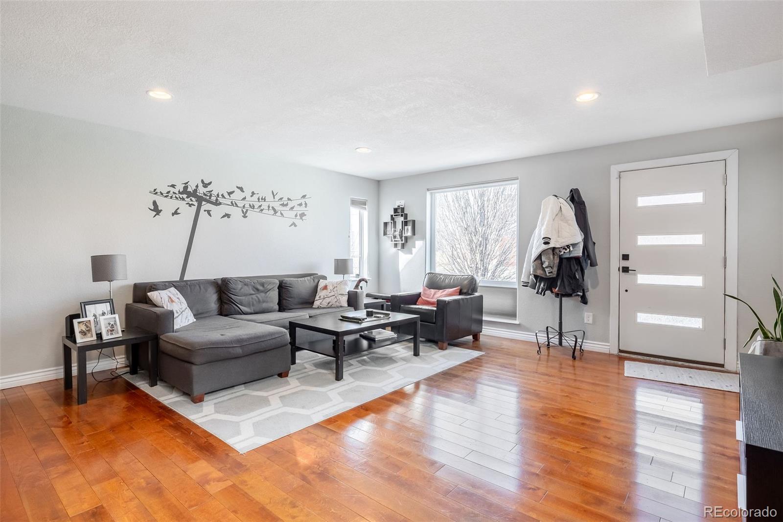 MLS Image #3 for 3122 n downing street,denver, Colorado