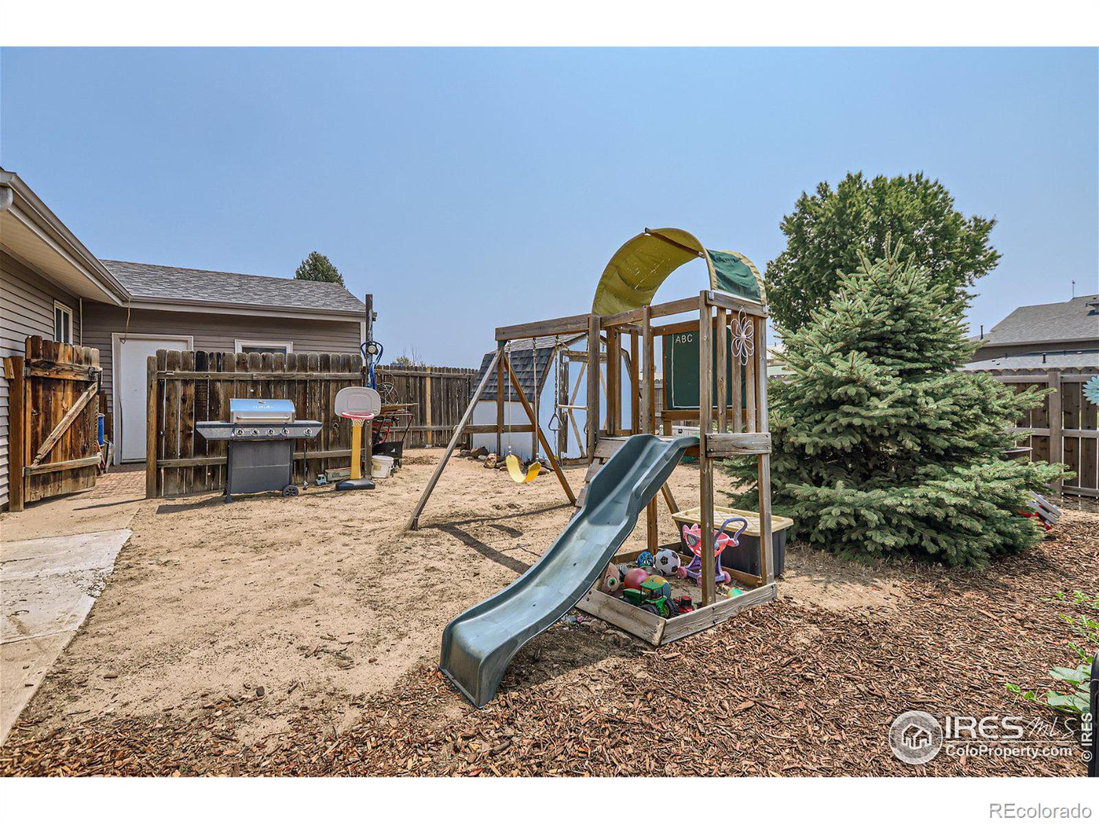 MLS Image #18 for 3611  marigold street,evans, Colorado