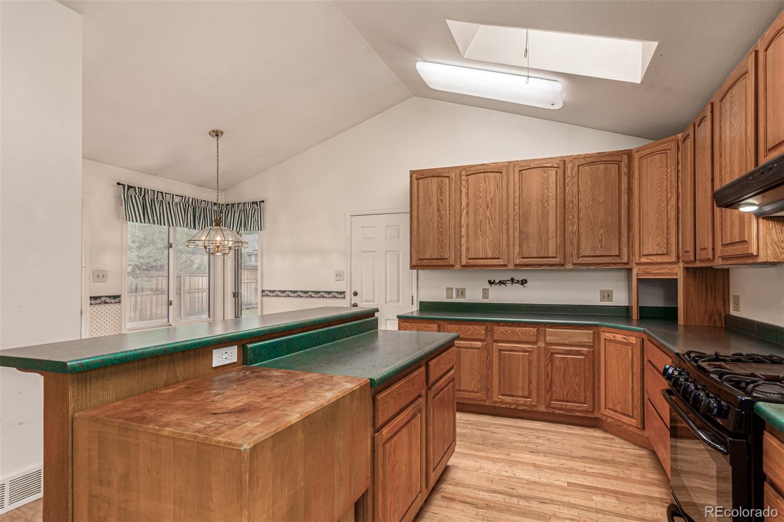 MLS Image #17 for 1190  glencoe street,denver, Colorado