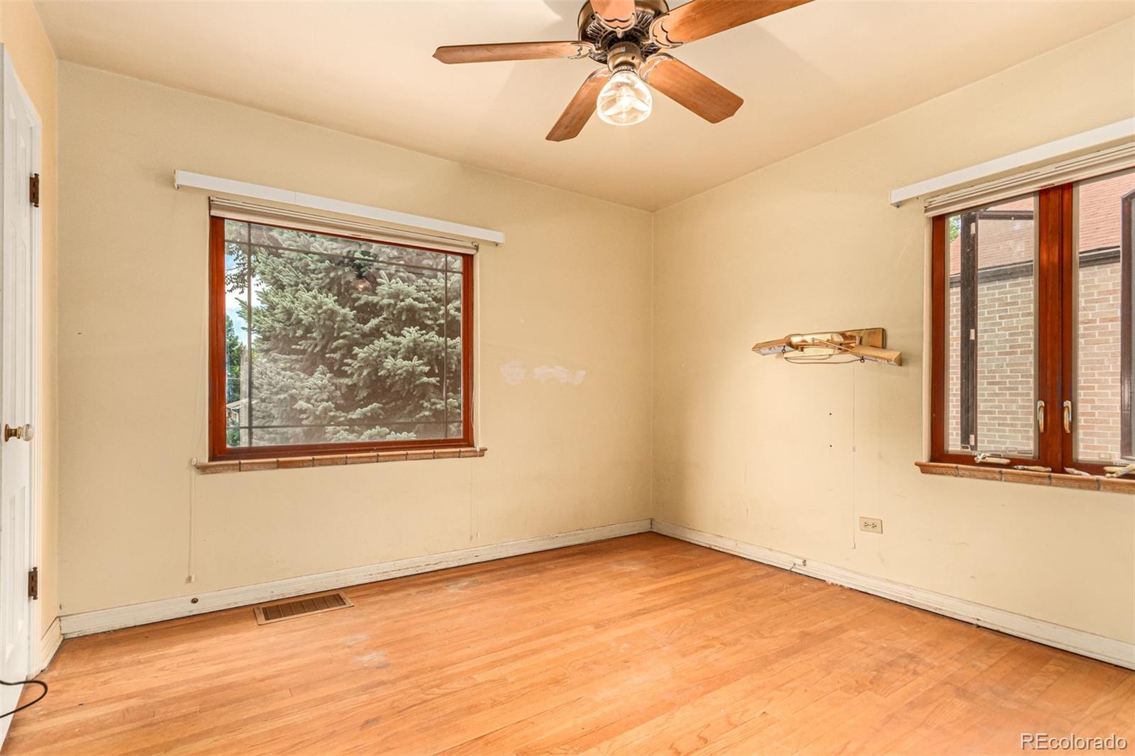 MLS Image #25 for 1190  glencoe street,denver, Colorado