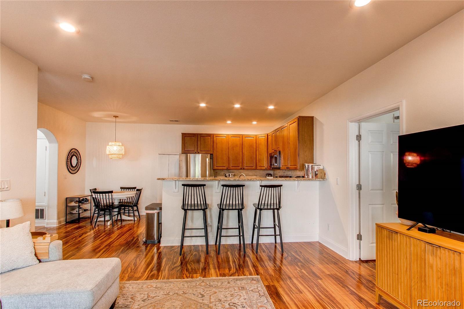 MLS Image #4 for 8200 e 8th avenue 5101,denver, Colorado