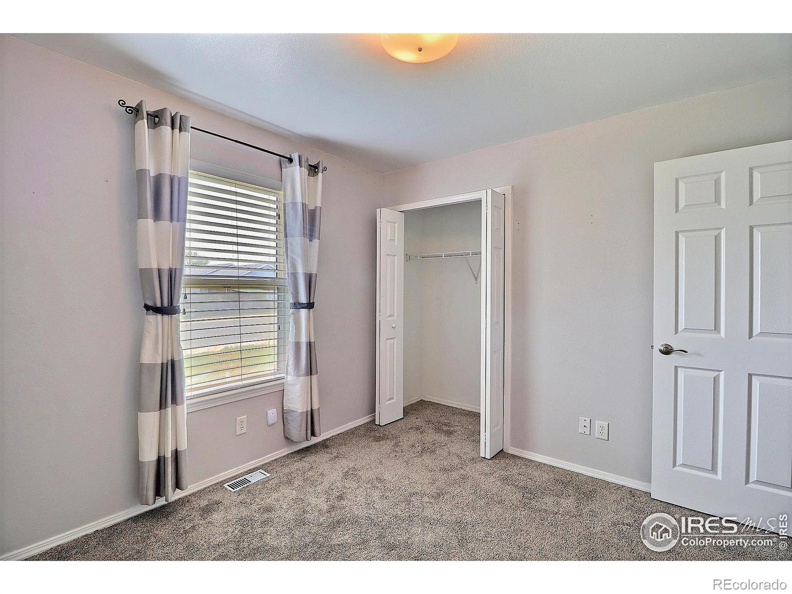 MLS Image #11 for 469 e 19th st rd,greeley, Colorado