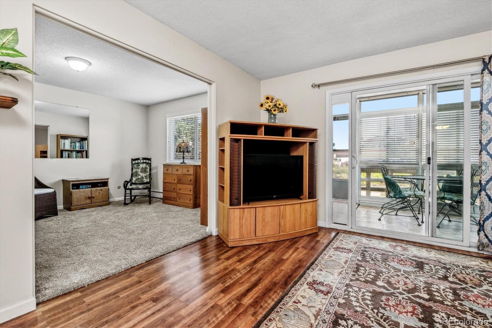 MLS Image #6 for 350 s clinton street,denver, Colorado