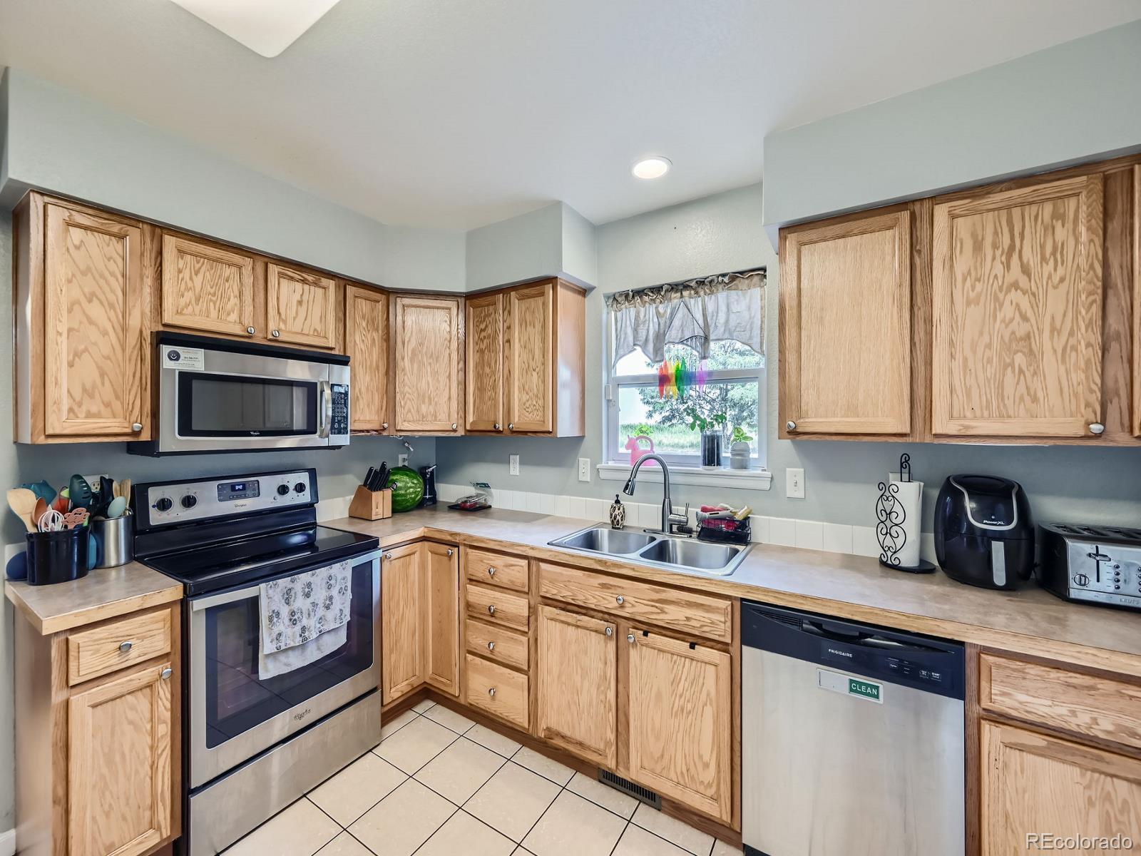 MLS Image #8 for 1128  101st avenue court,greeley, Colorado