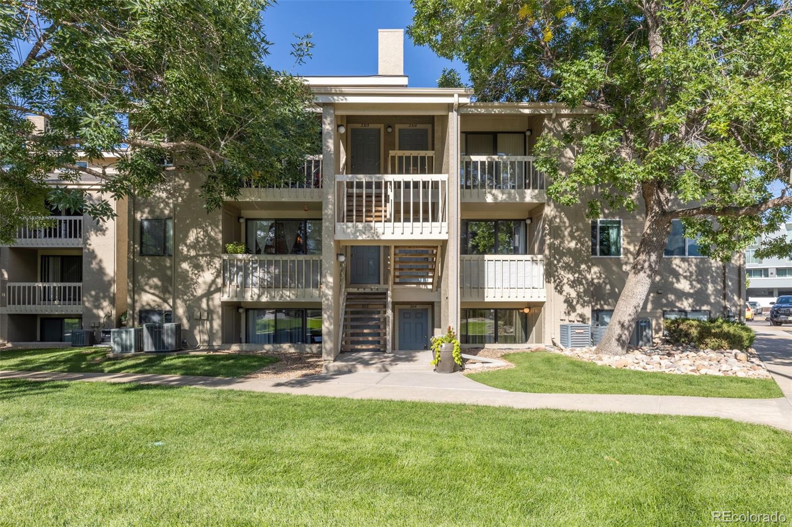 MLS Image #0 for 20 s boulder circle,boulder, Colorado