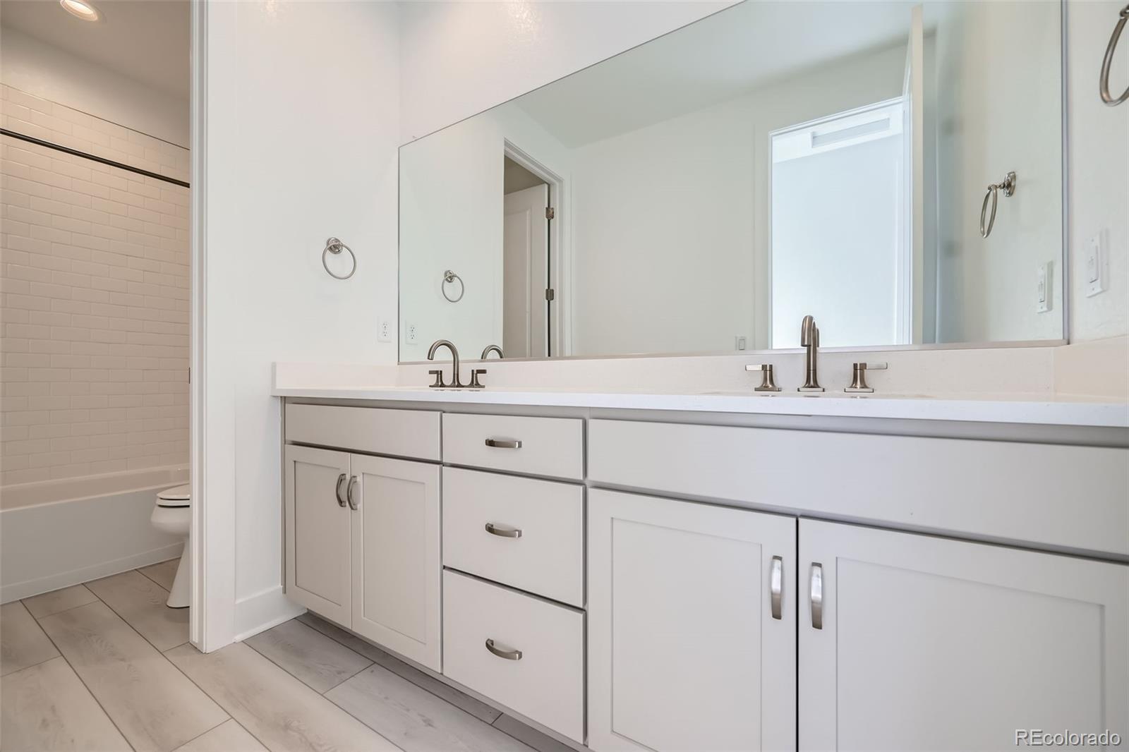 MLS Image #8 for 664  saddle drive,erie, Colorado