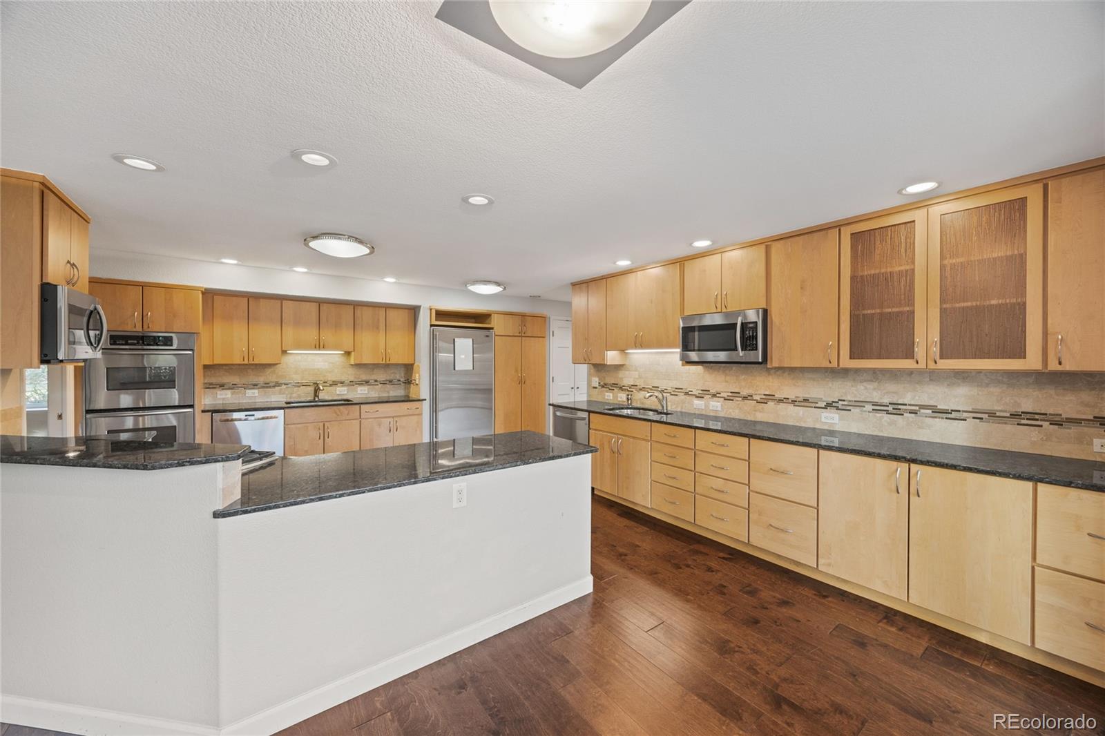 MLS Image #14 for 110  leyden street,denver, Colorado