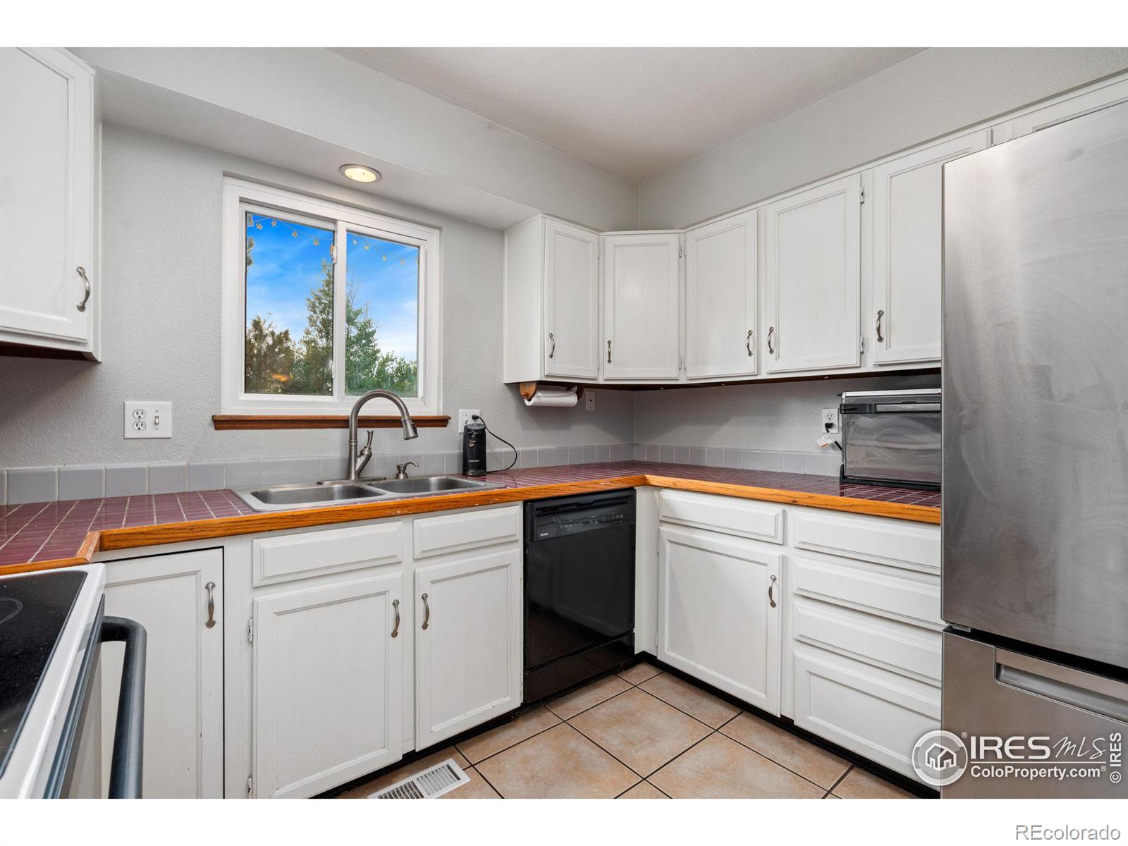 MLS Image #11 for 4013 w 13th street,greeley, Colorado