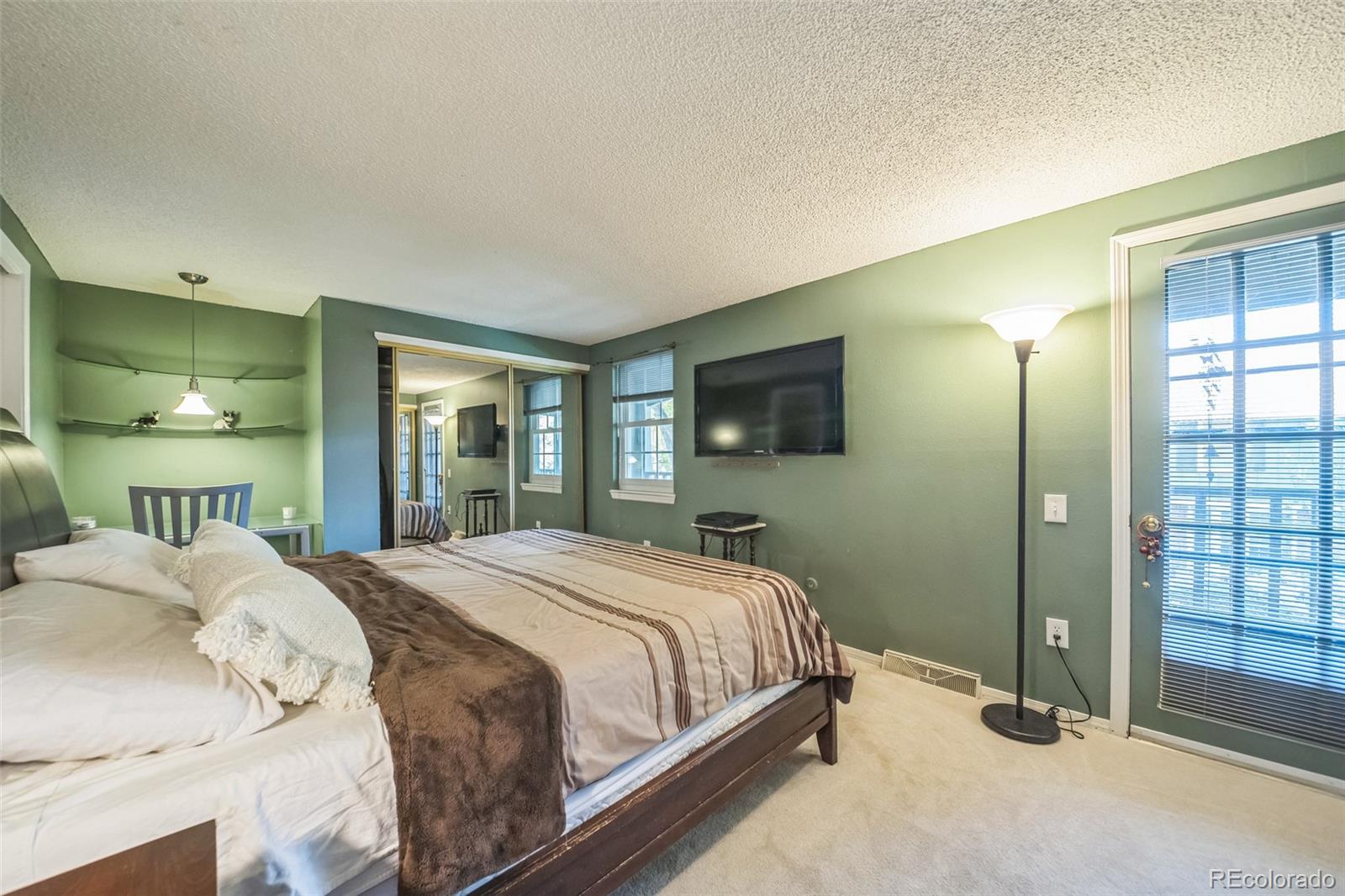 MLS Image #18 for 9021 e amherst drive,denver, Colorado