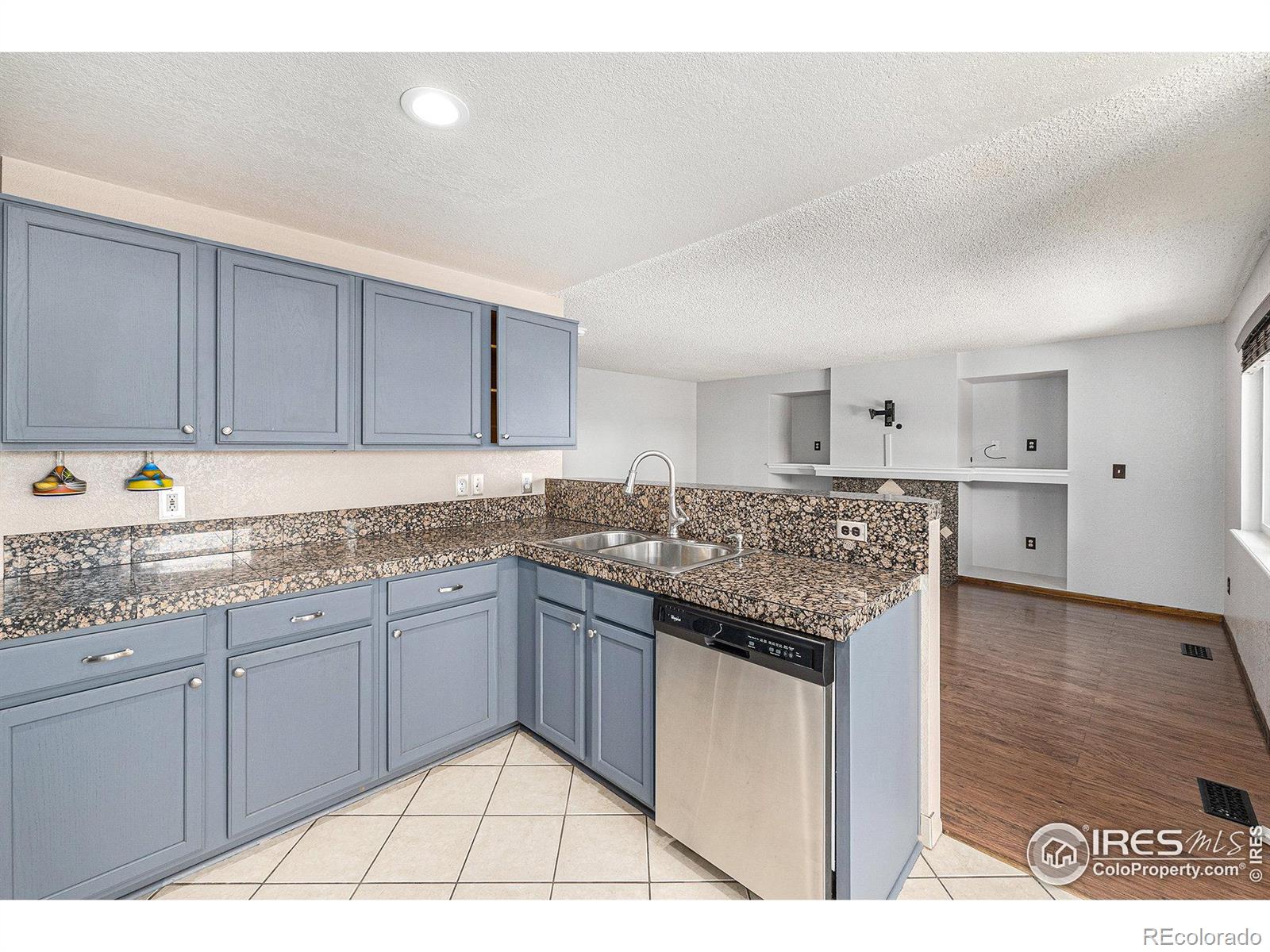 MLS Image #9 for 2560  cherry circle,brighton, Colorado