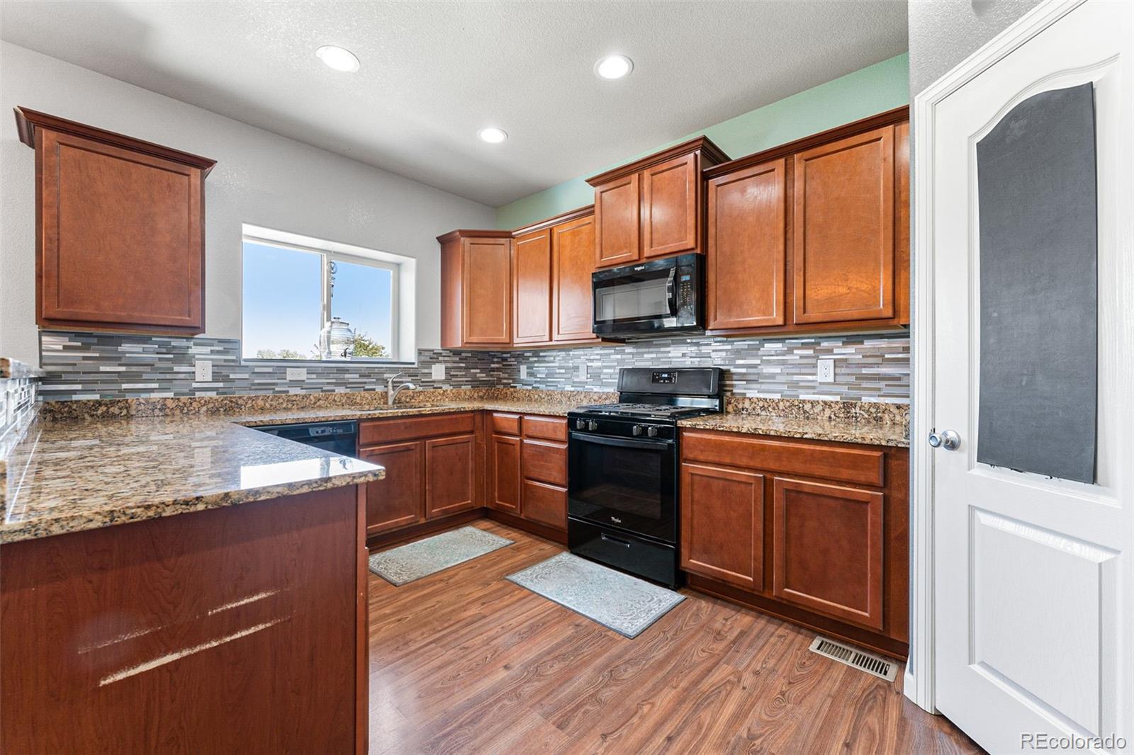 MLS Image #11 for 4547 e 95th drive,thornton, Colorado