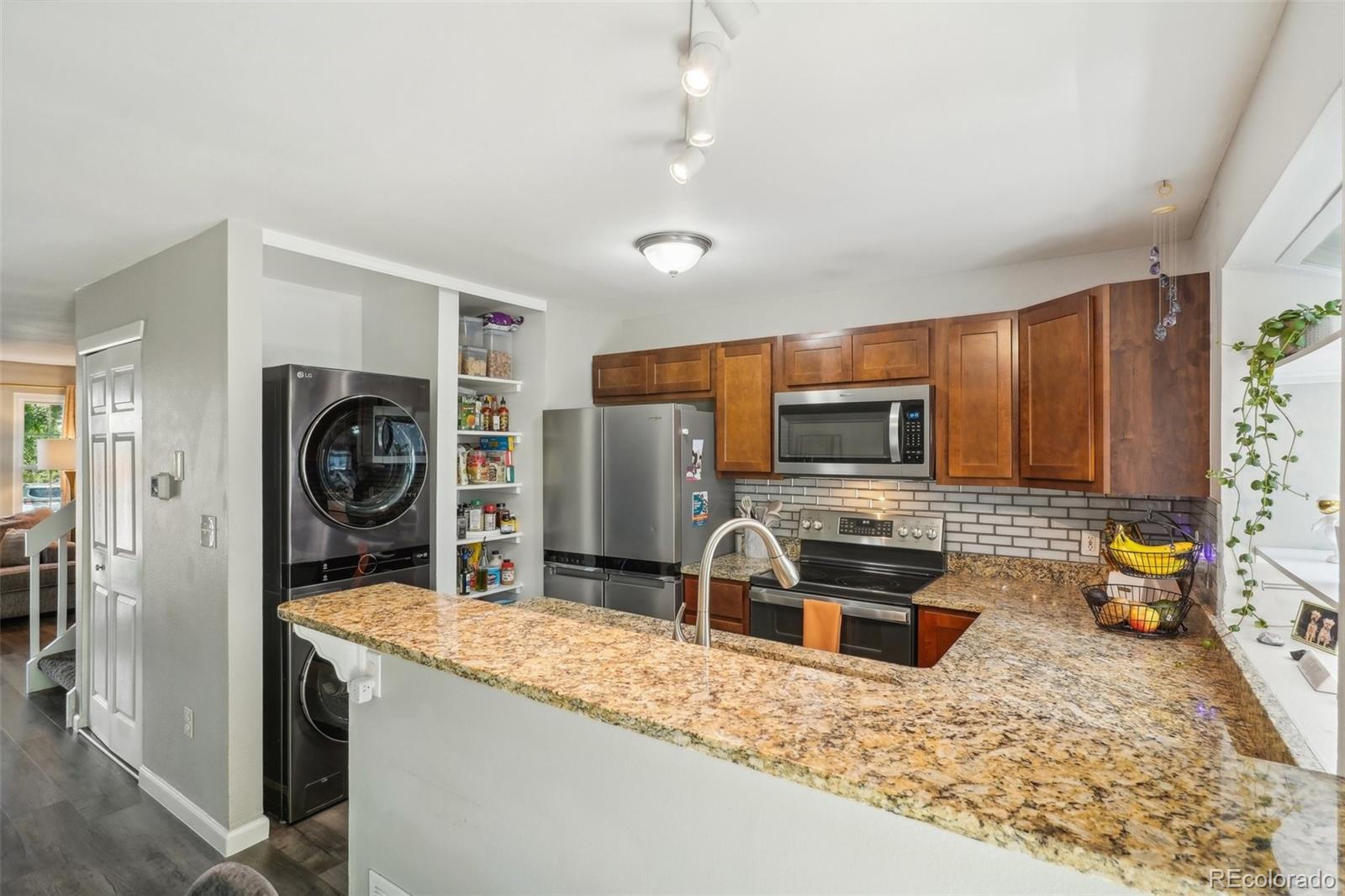 MLS Image #7 for 9664 w chatfield avenue d,littleton, Colorado