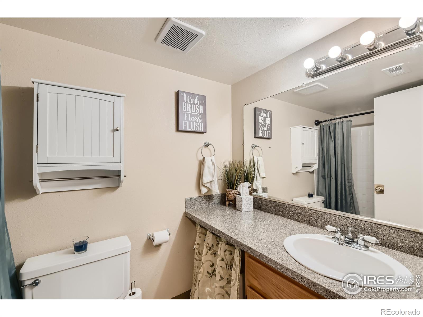 MLS Image #20 for 12163  melody drive,denver, Colorado