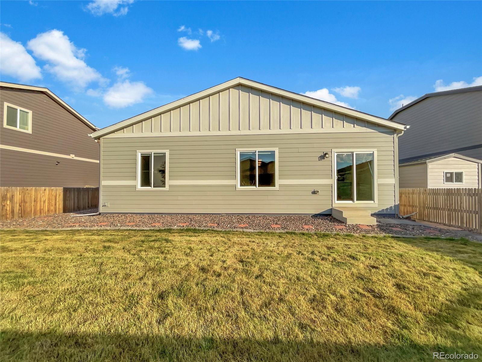 MLS Image #27 for 2363  horse shoe circle,fort lupton, Colorado