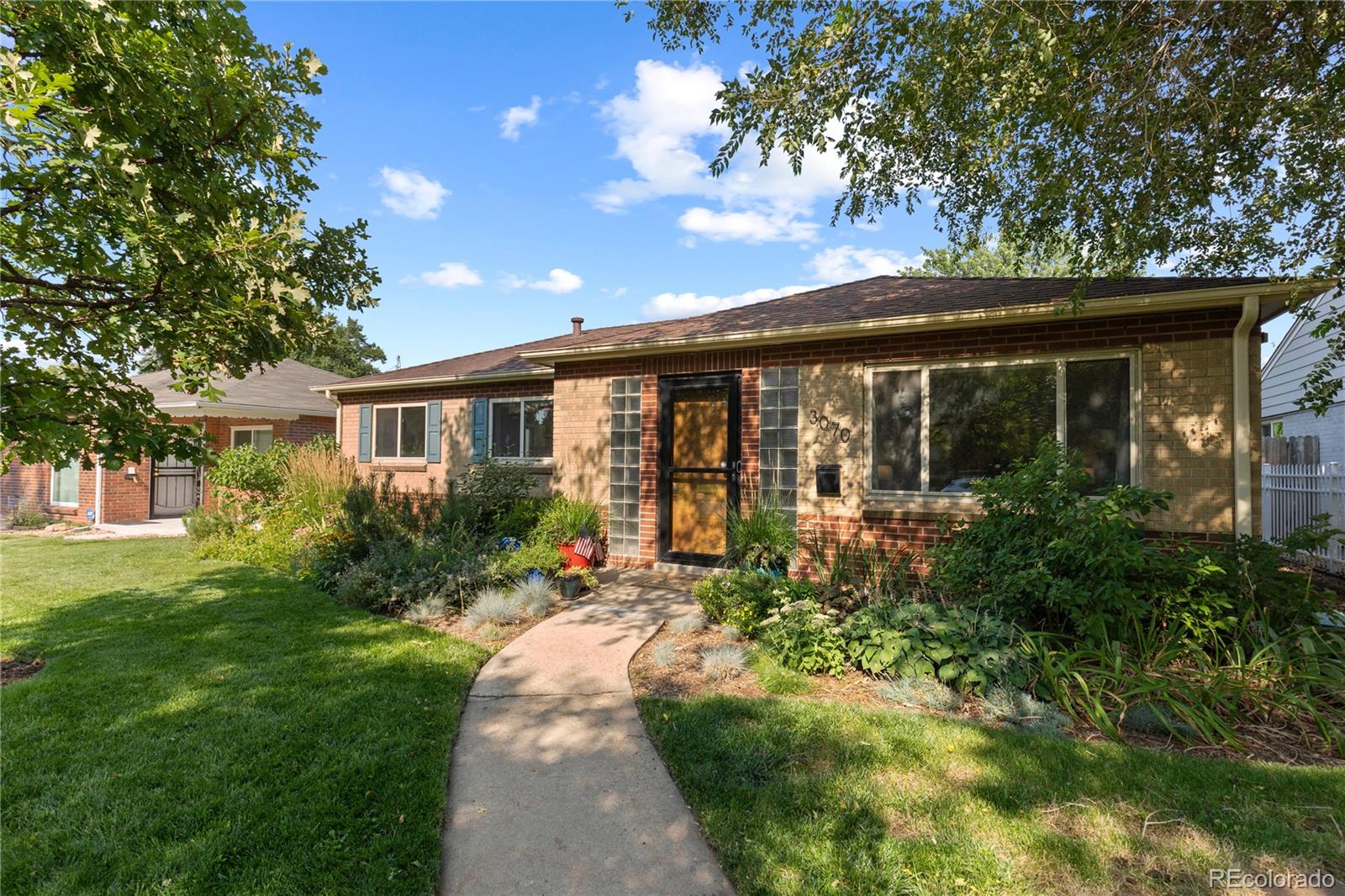 MLS Image #2 for 3070  dexter street,denver, Colorado