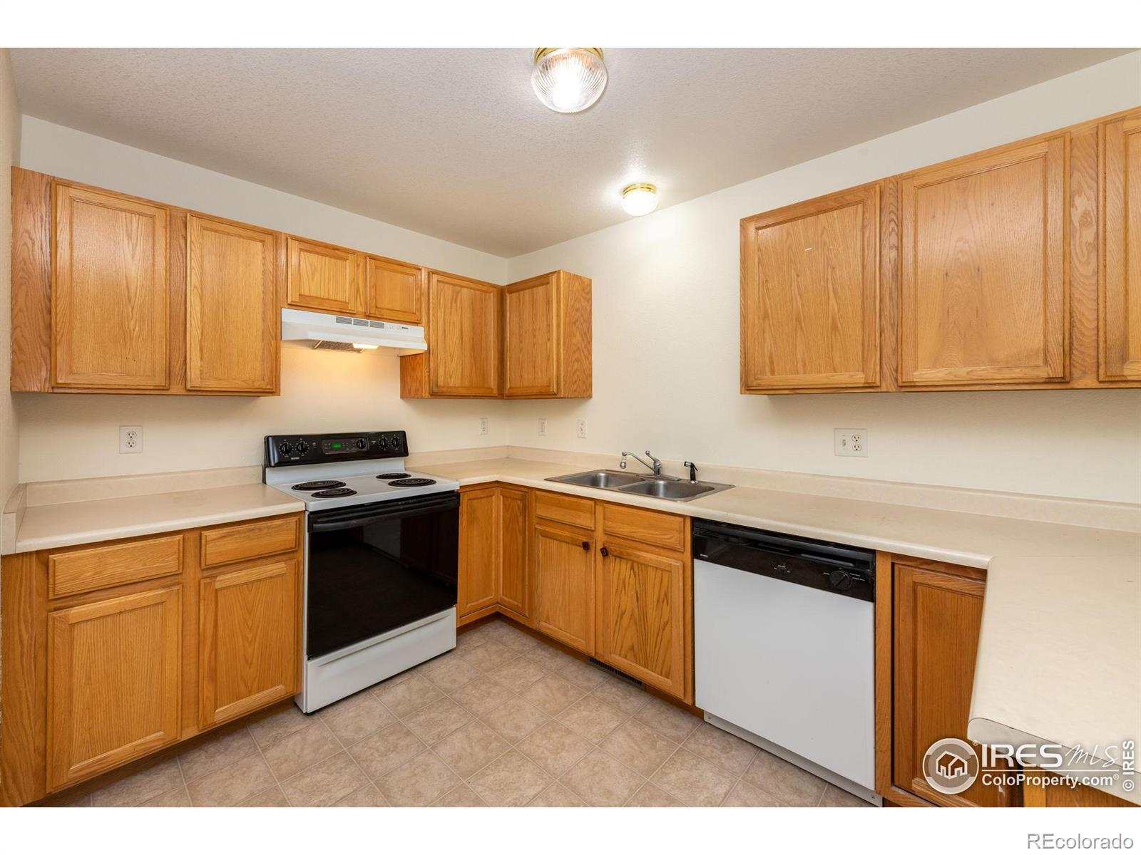 MLS Image #6 for 1601  great western drive,longmont, Colorado