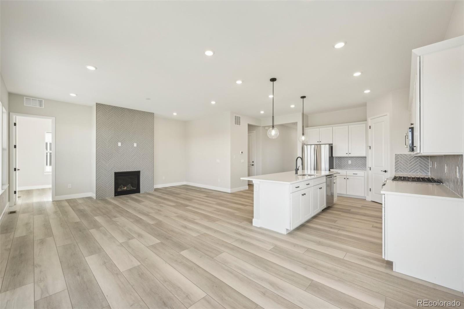 MLS Image #2 for 5960 s platte canyon drive,littleton, Colorado