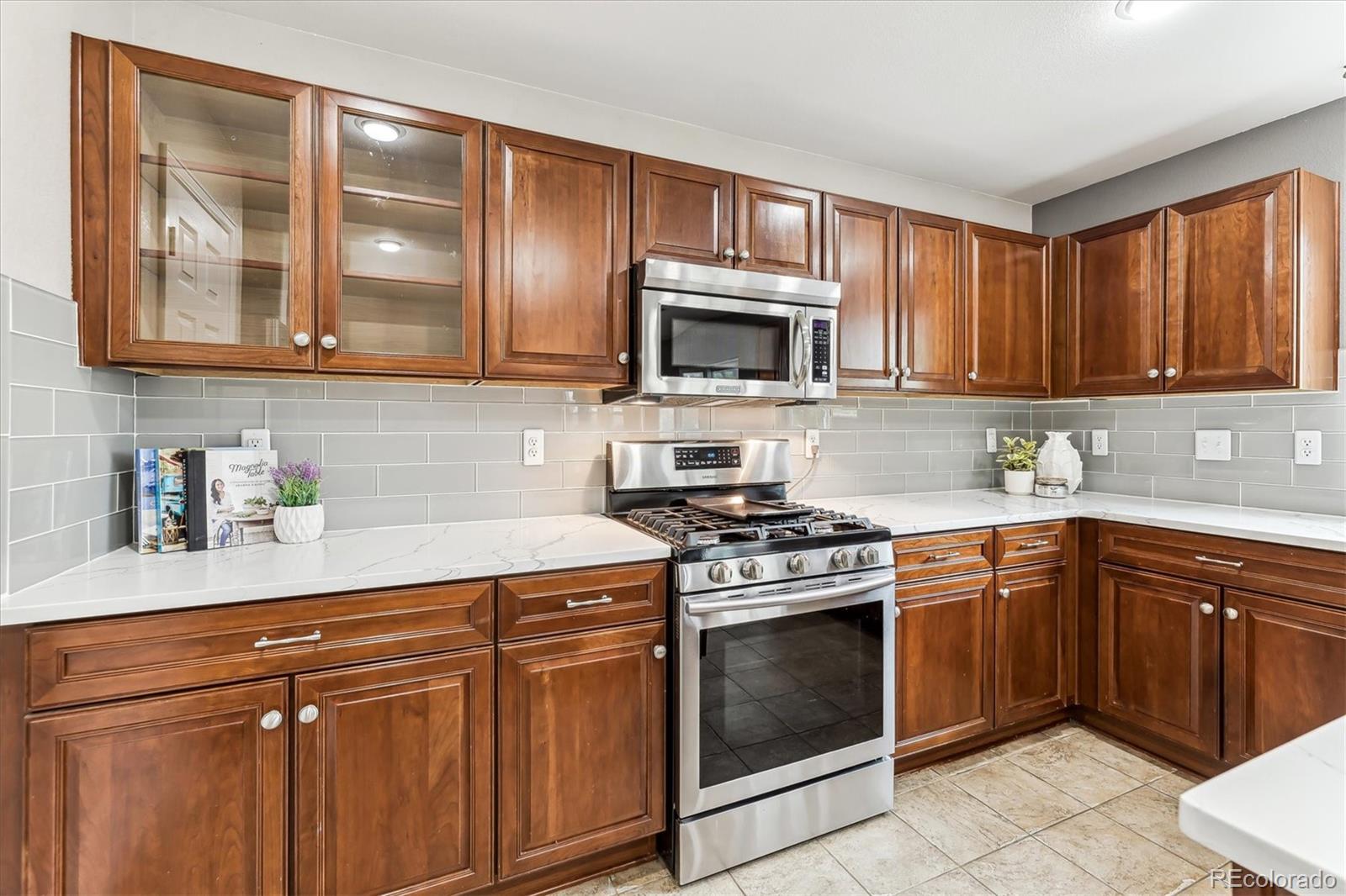 MLS Image #8 for 5379  lewiston court,denver, Colorado