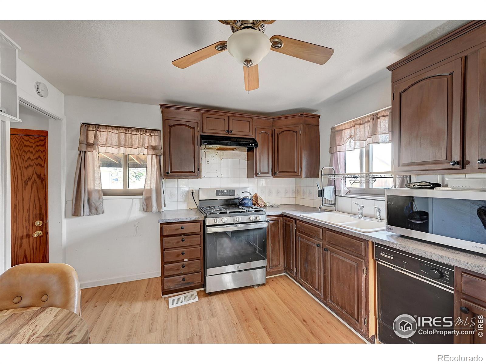 MLS Image #6 for 3113  billings street,aurora, Colorado