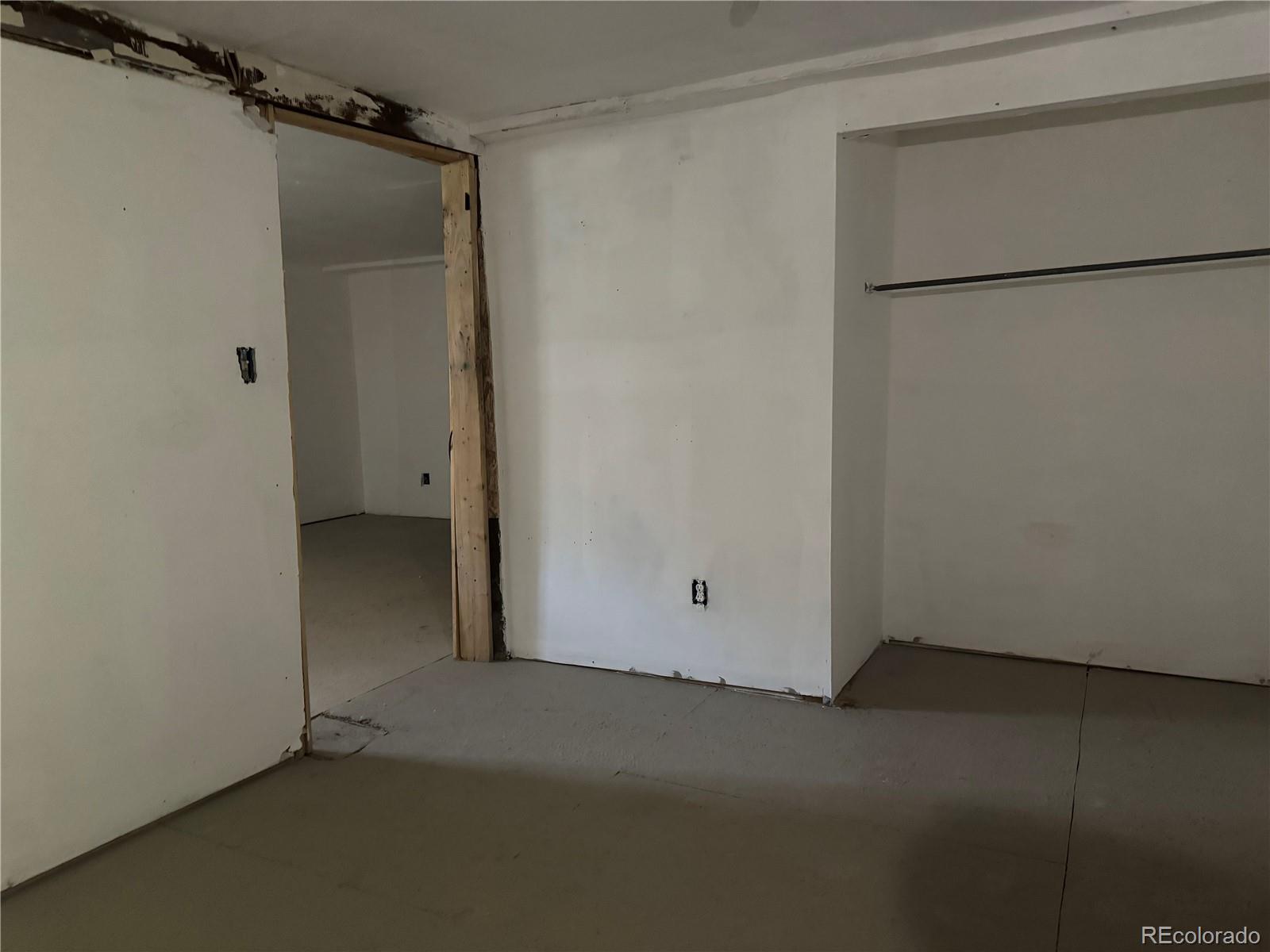 MLS Image #17 for 824  pine street,trinidad, Colorado