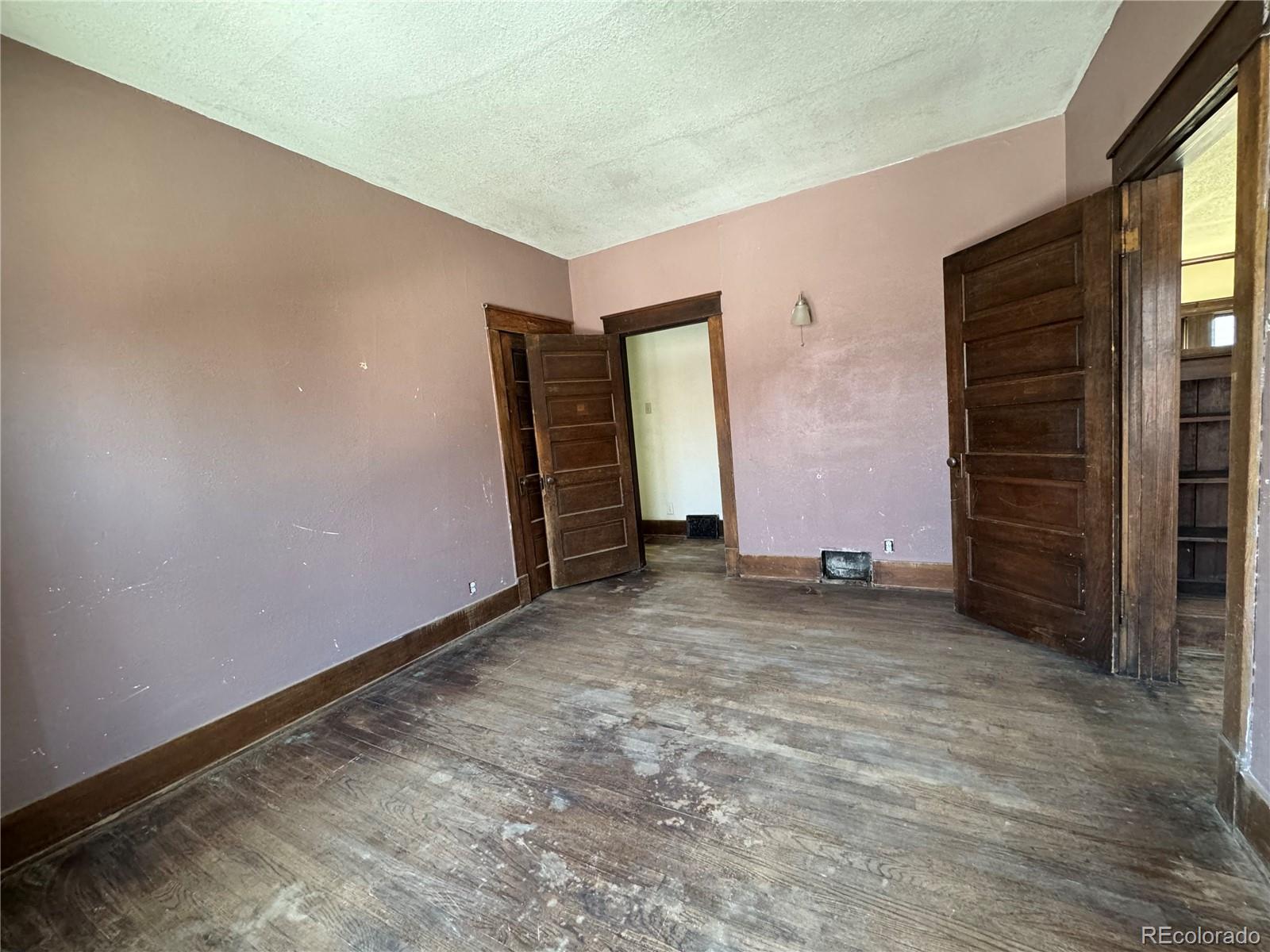 MLS Image #5 for 824  pine street,trinidad, Colorado