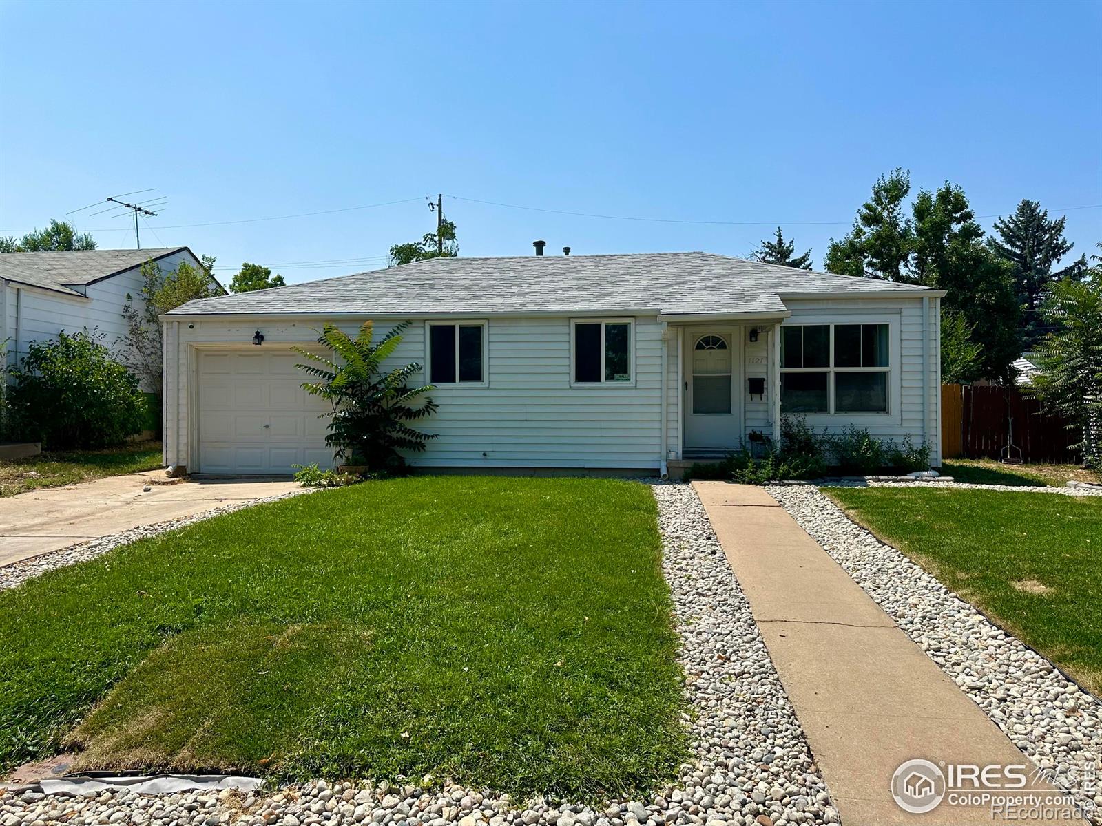 CMA Image for 1121  Geneva Street,Aurora, Colorado