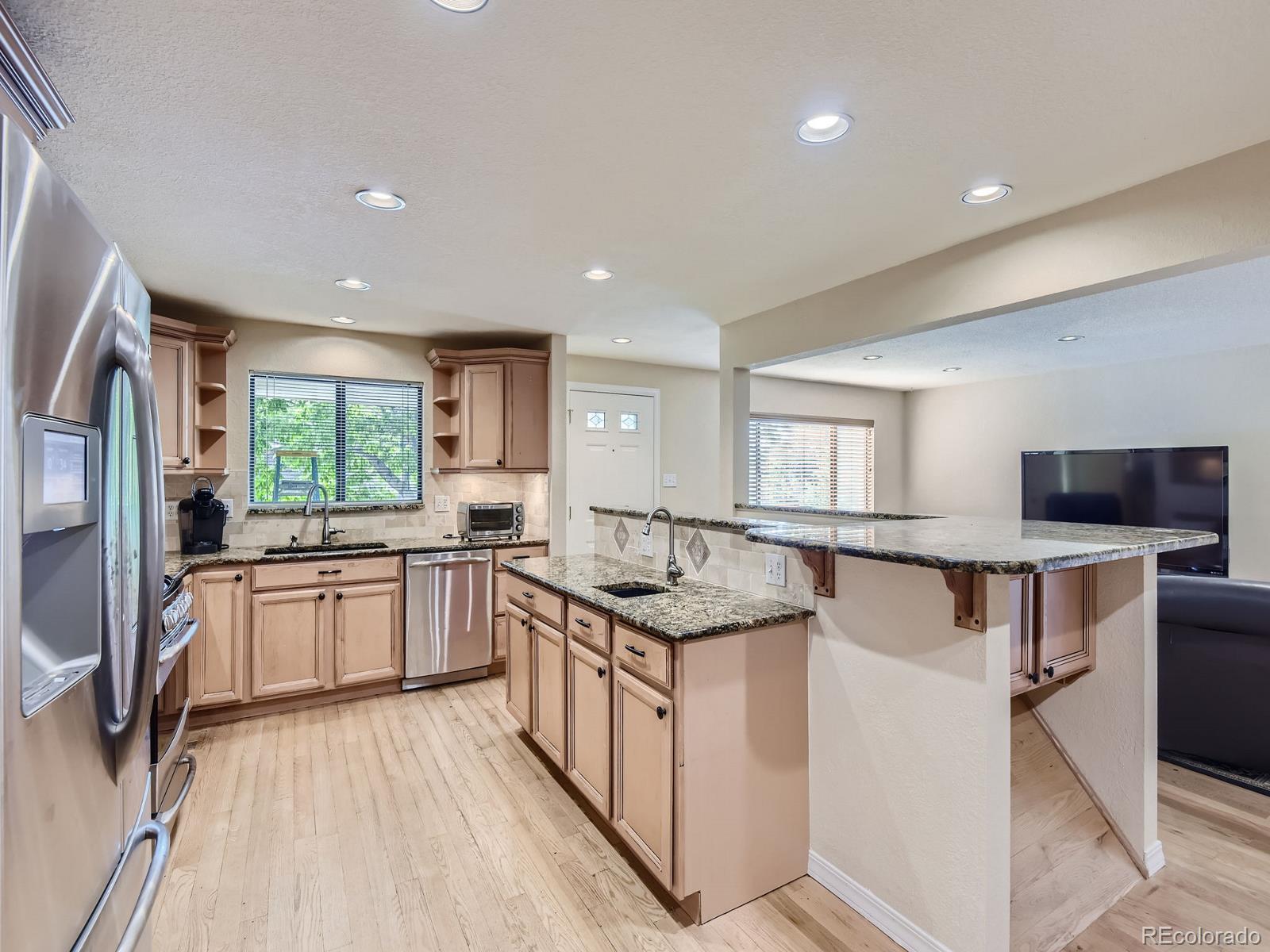 MLS Image #5 for 869  mercury circle,lone tree, Colorado