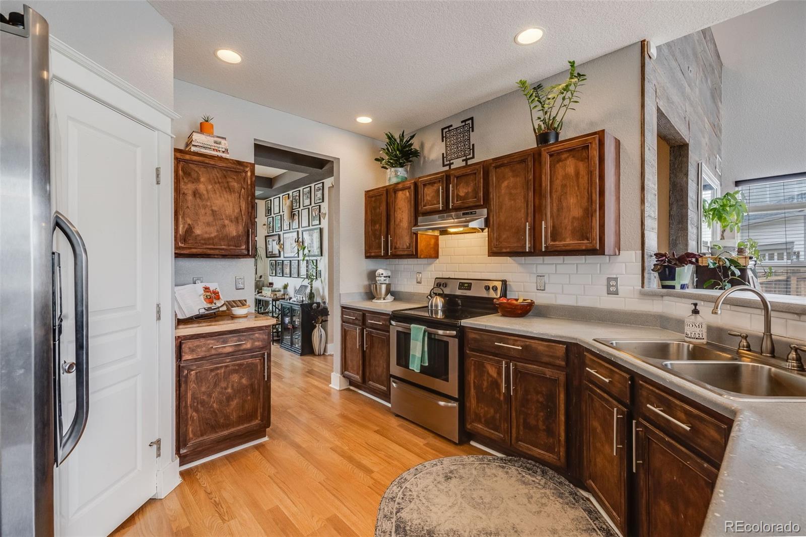 MLS Image #9 for 2080 s danube court,aurora, Colorado