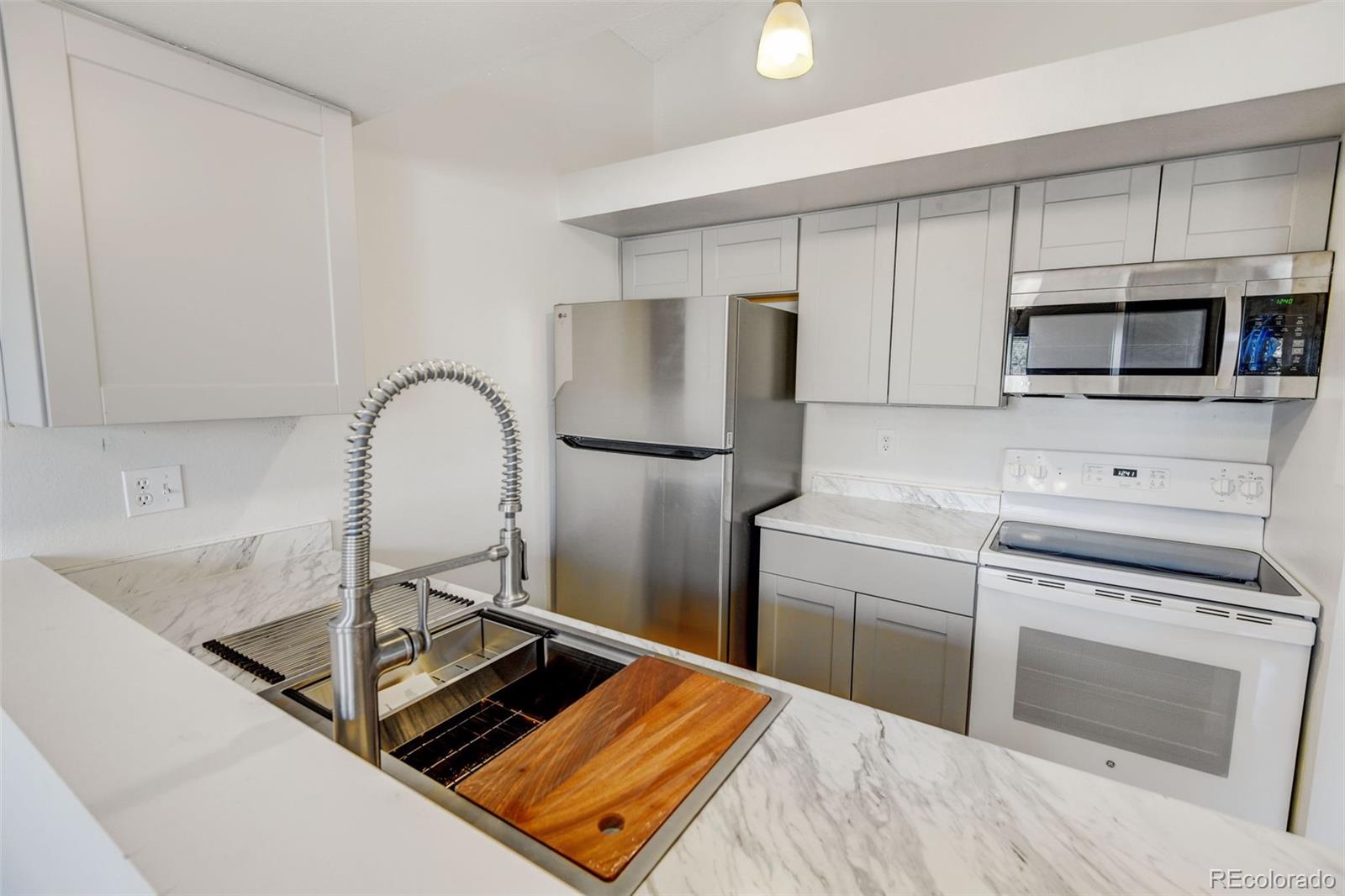 MLS Image #15 for 4201 s richfield way,aurora, Colorado