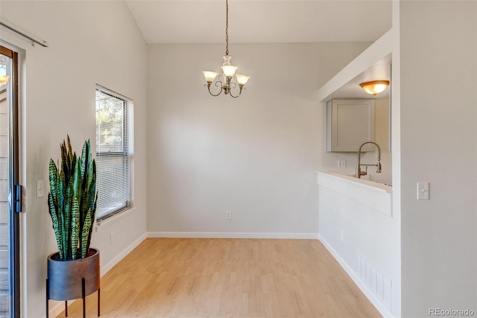 MLS Image #8 for 4201 s richfield way,aurora, Colorado
