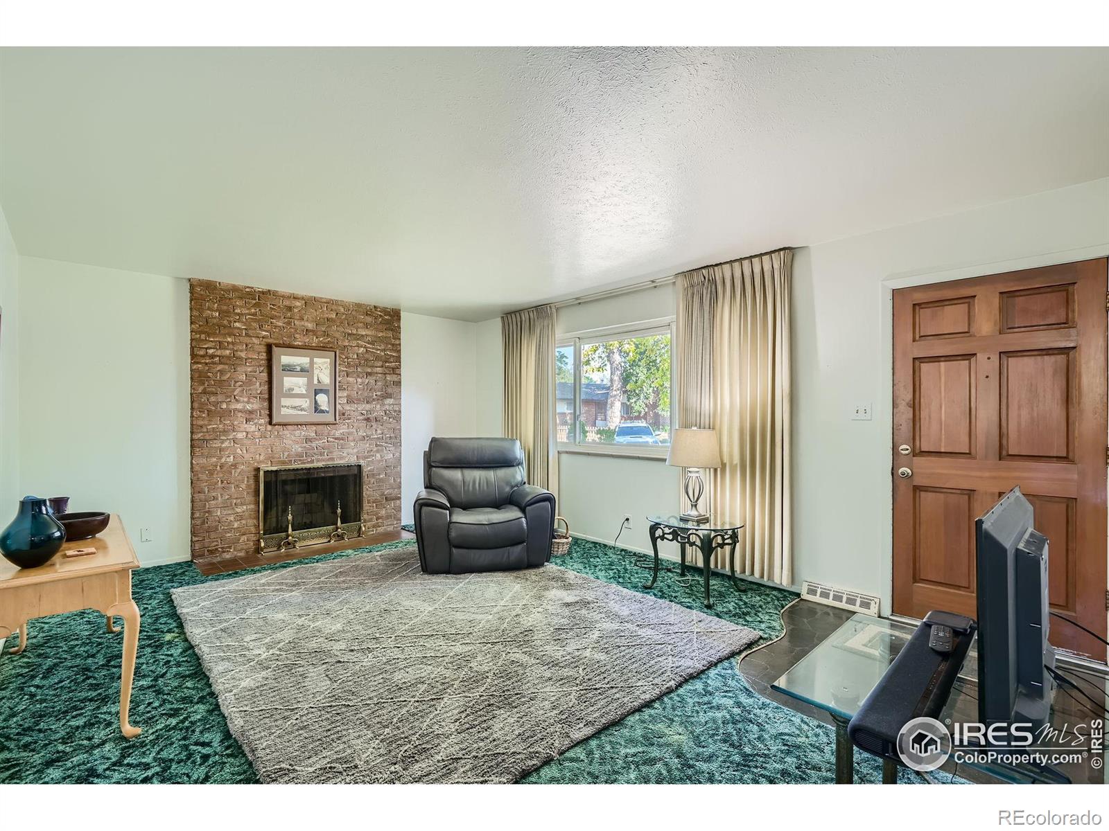 MLS Image #5 for 720  comet circle,thornton, Colorado