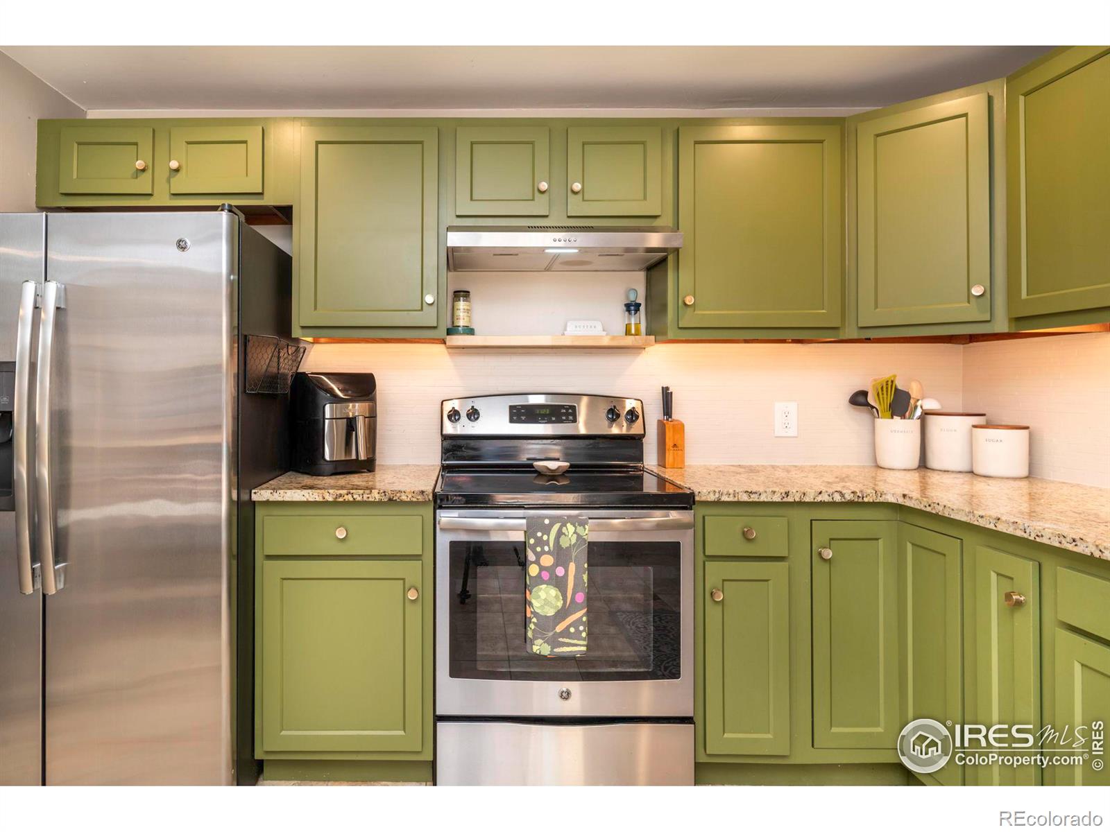 MLS Image #3 for 22  telluride place,longmont, Colorado