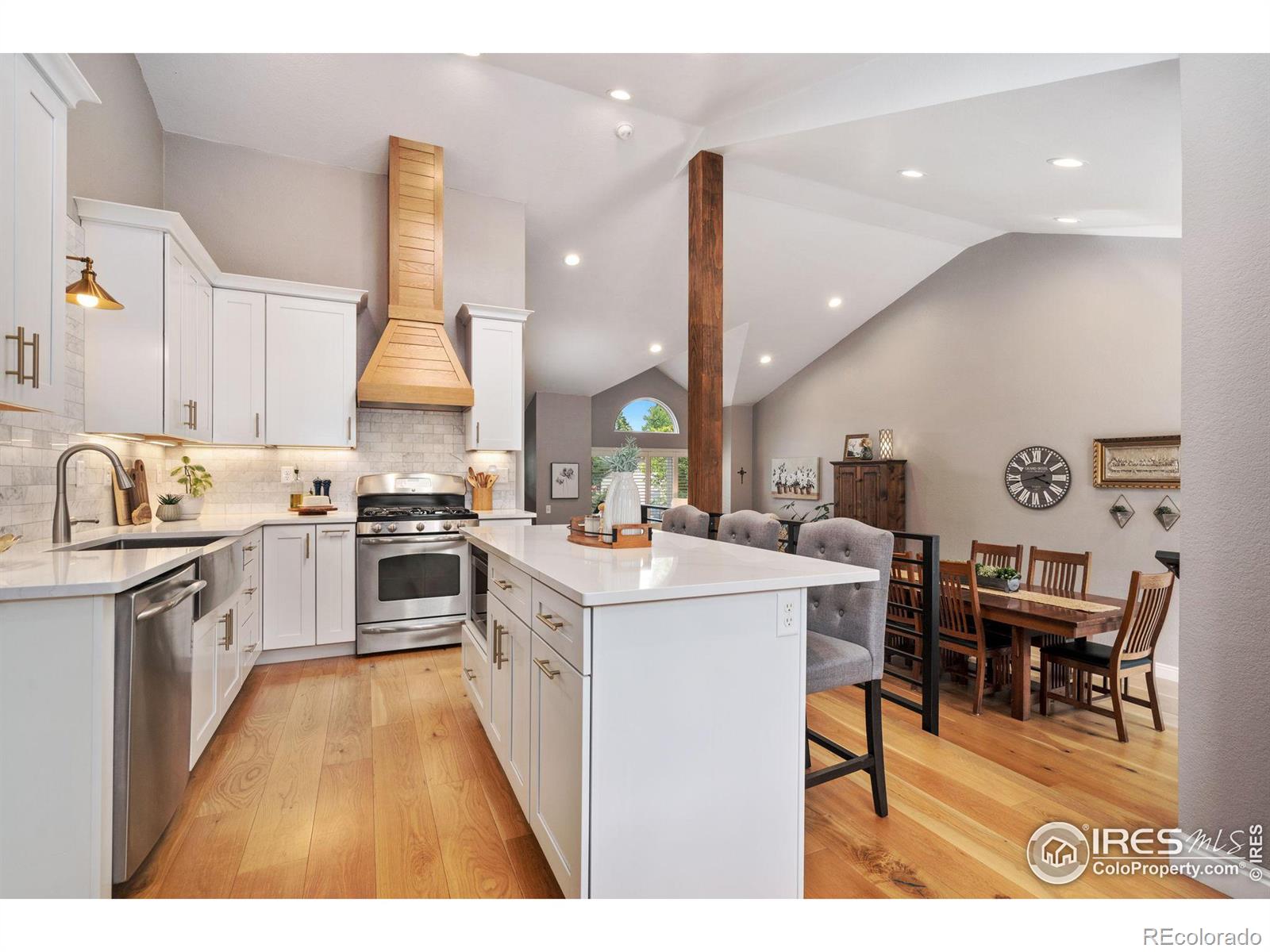 MLS Image #10 for 1919  meadowview court,fort collins, Colorado