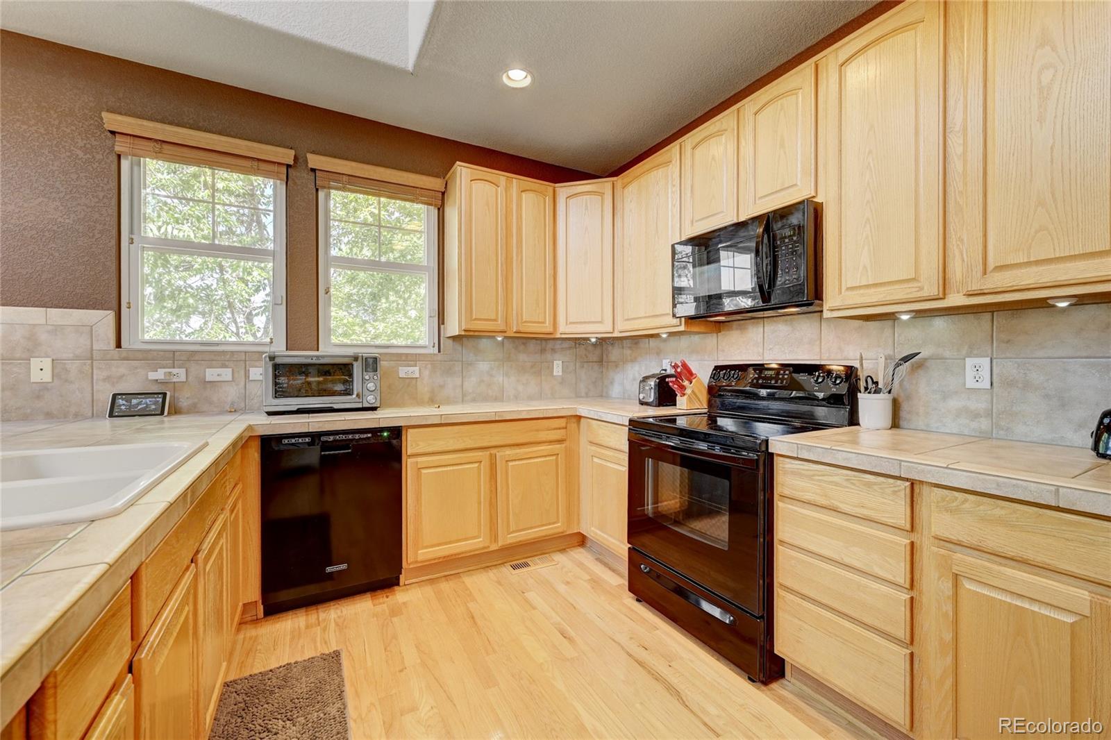 MLS Image #9 for 21133 e greenwood place,aurora, Colorado