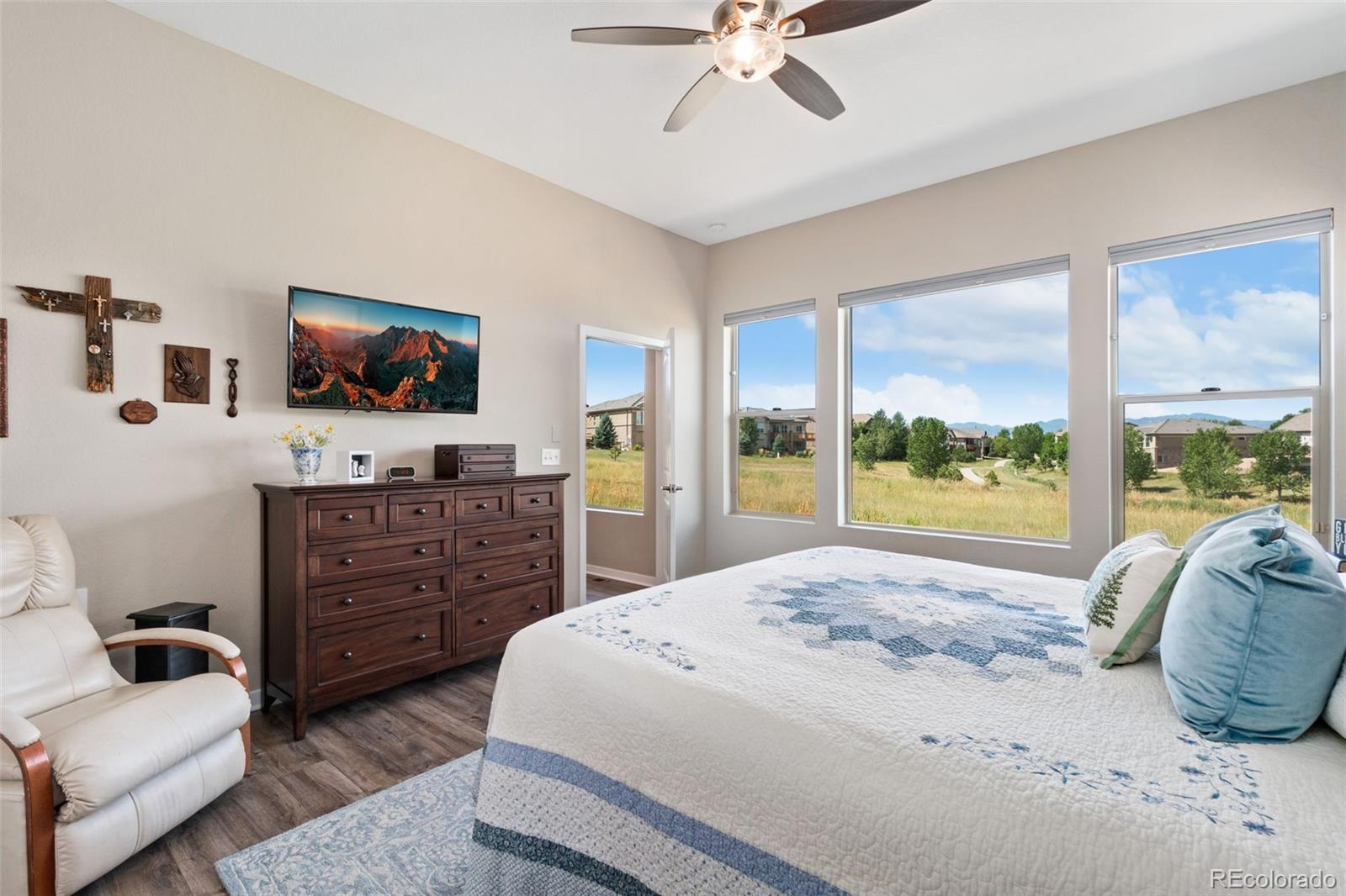 MLS Image #13 for 16061  aspen lodge way,broomfield, Colorado