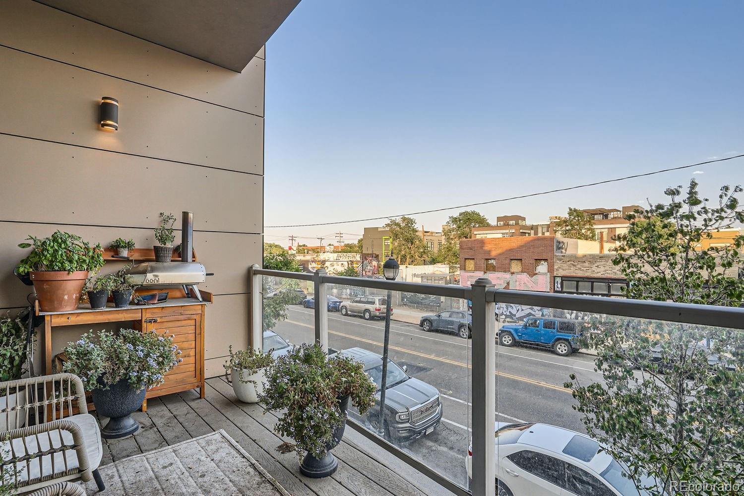 MLS Image #22 for 2519  larimer street,denver, Colorado