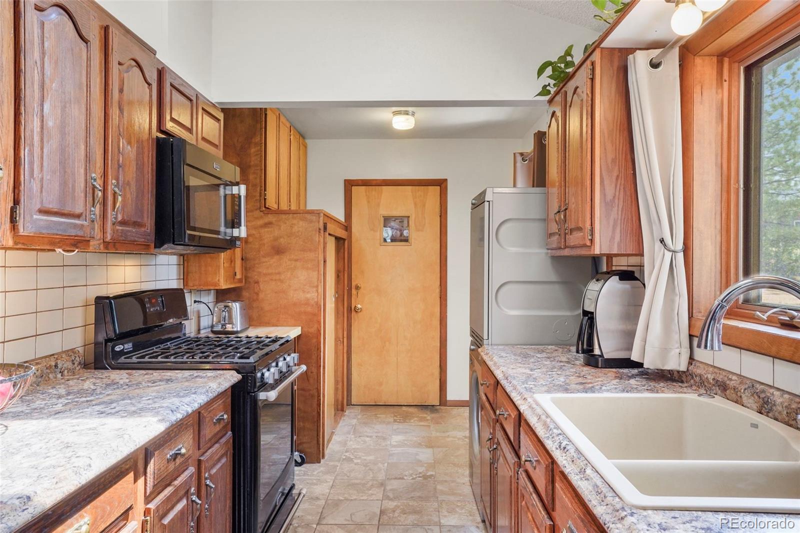 MLS Image #15 for 7166  skyline circle,green mountain falls, Colorado