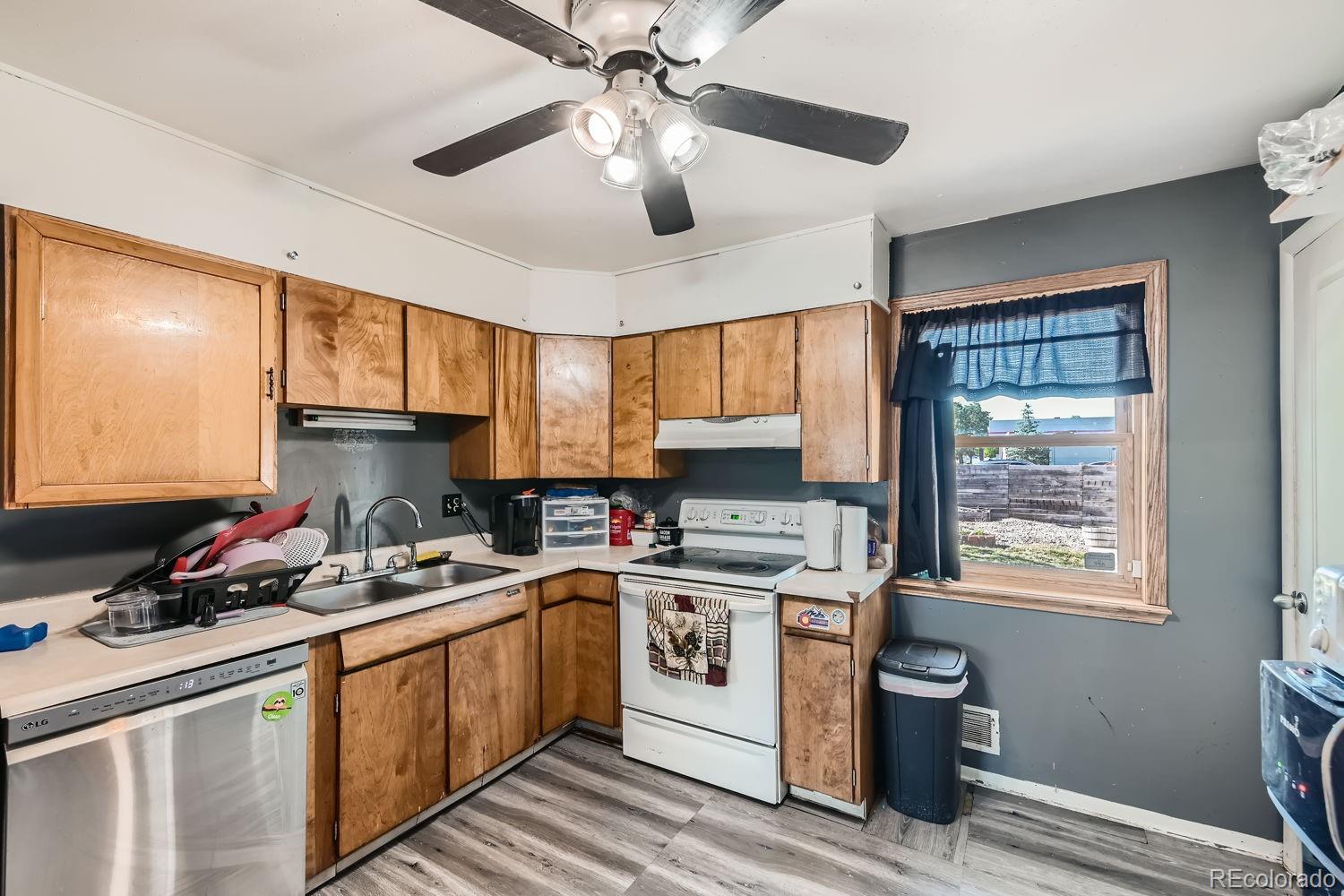 MLS Image #10 for 1298  strong street,brighton, Colorado