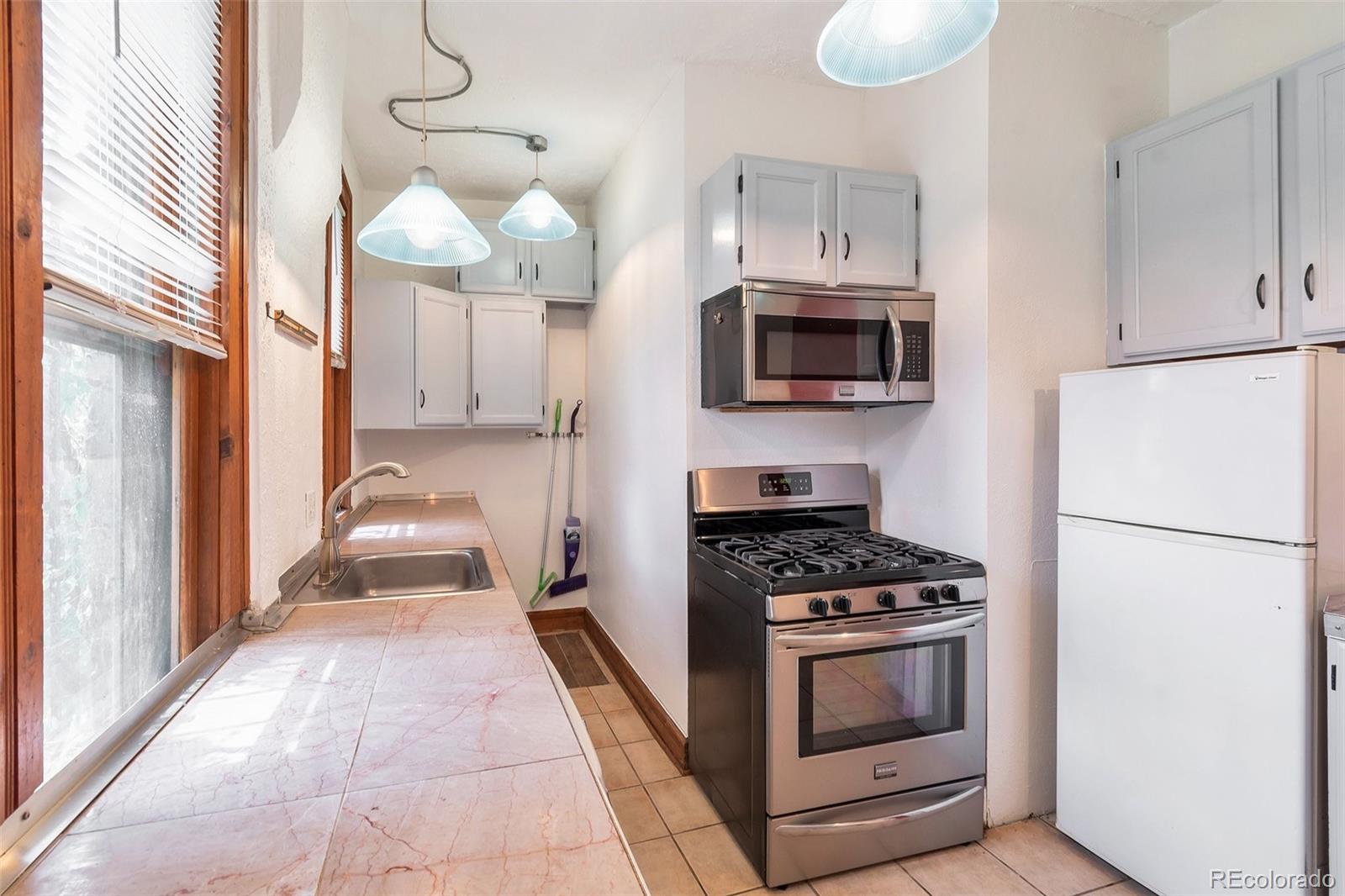 MLS Image #7 for 532 w 5th avenue,denver, Colorado