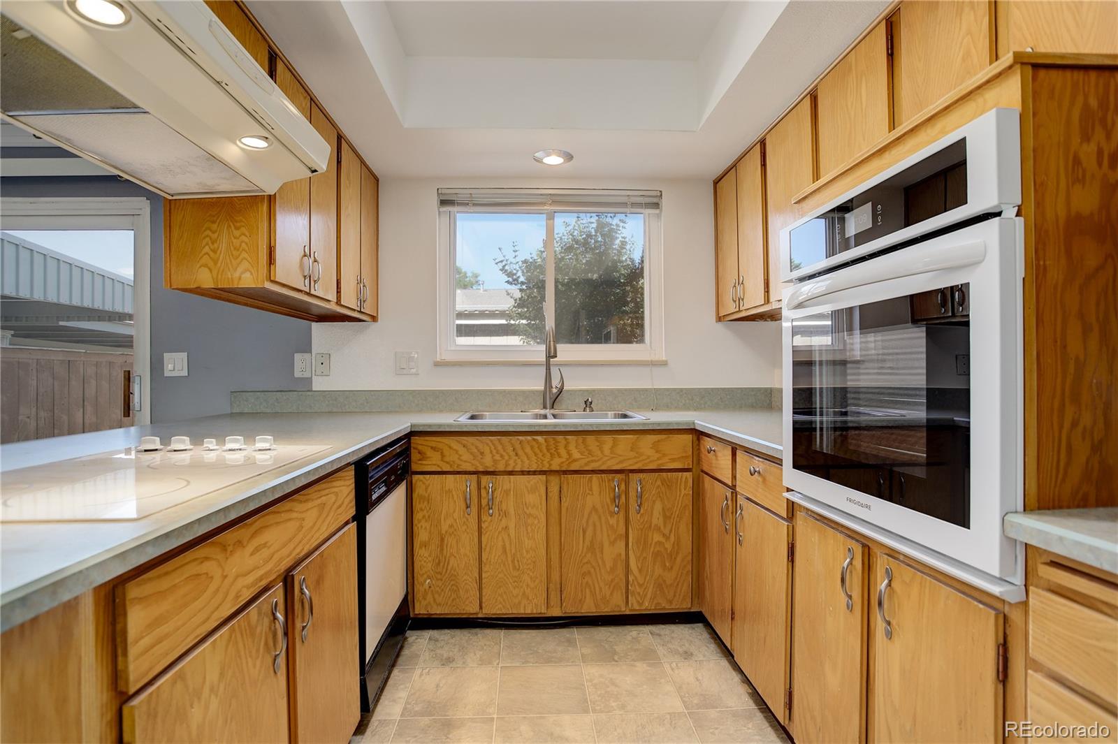 MLS Image #11 for 9237 e nassau avenue,denver, Colorado